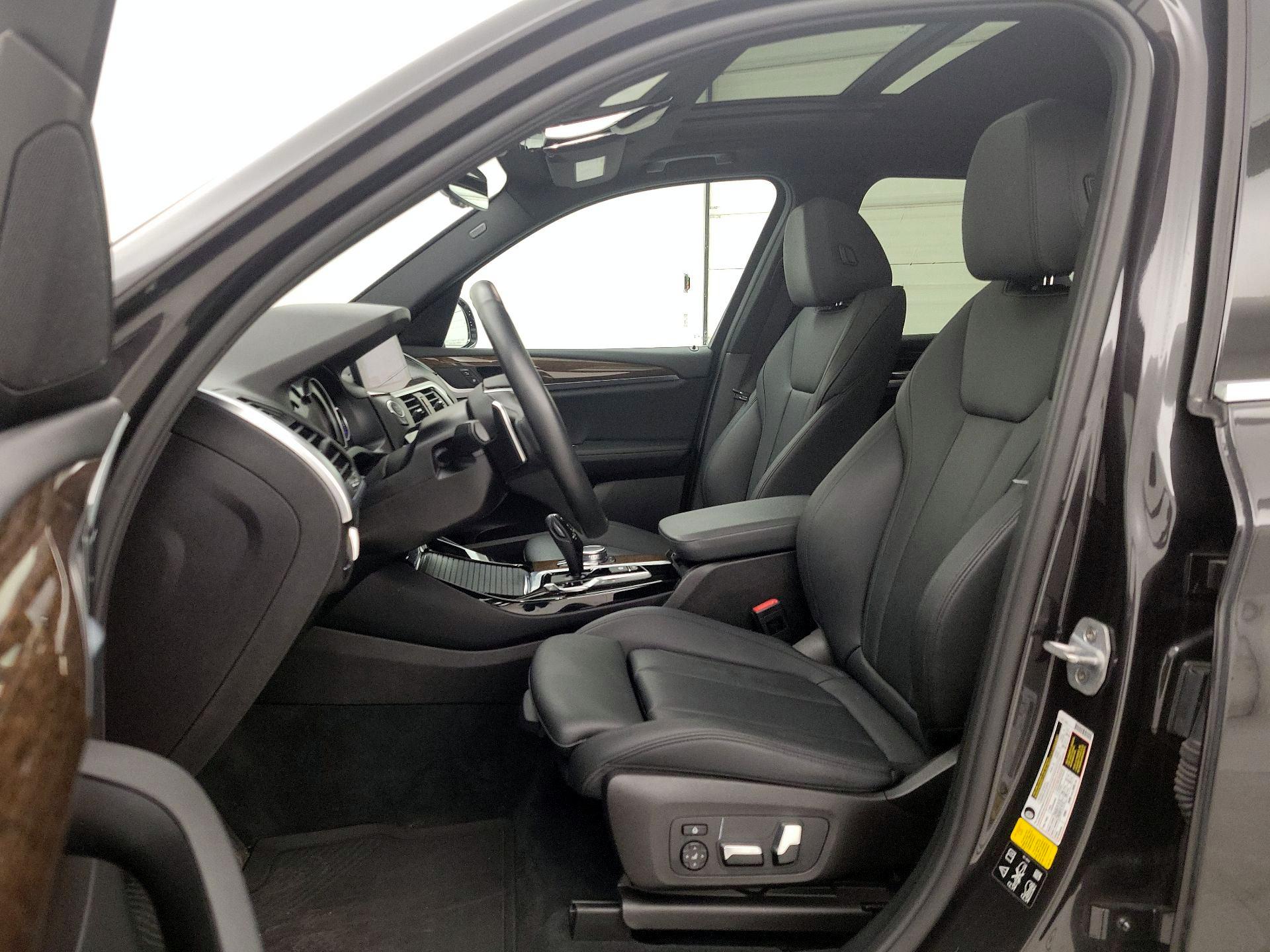 Thumbnail: 2019 BMW X3 - 11