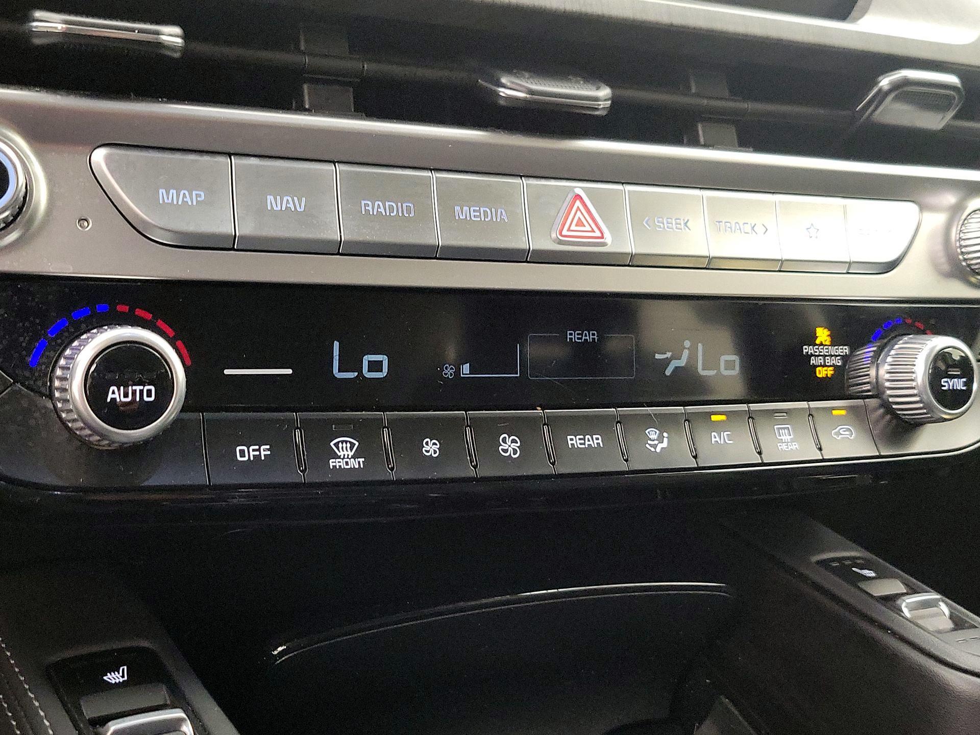 Thumbnail: 2024 Kia Telluride - 17