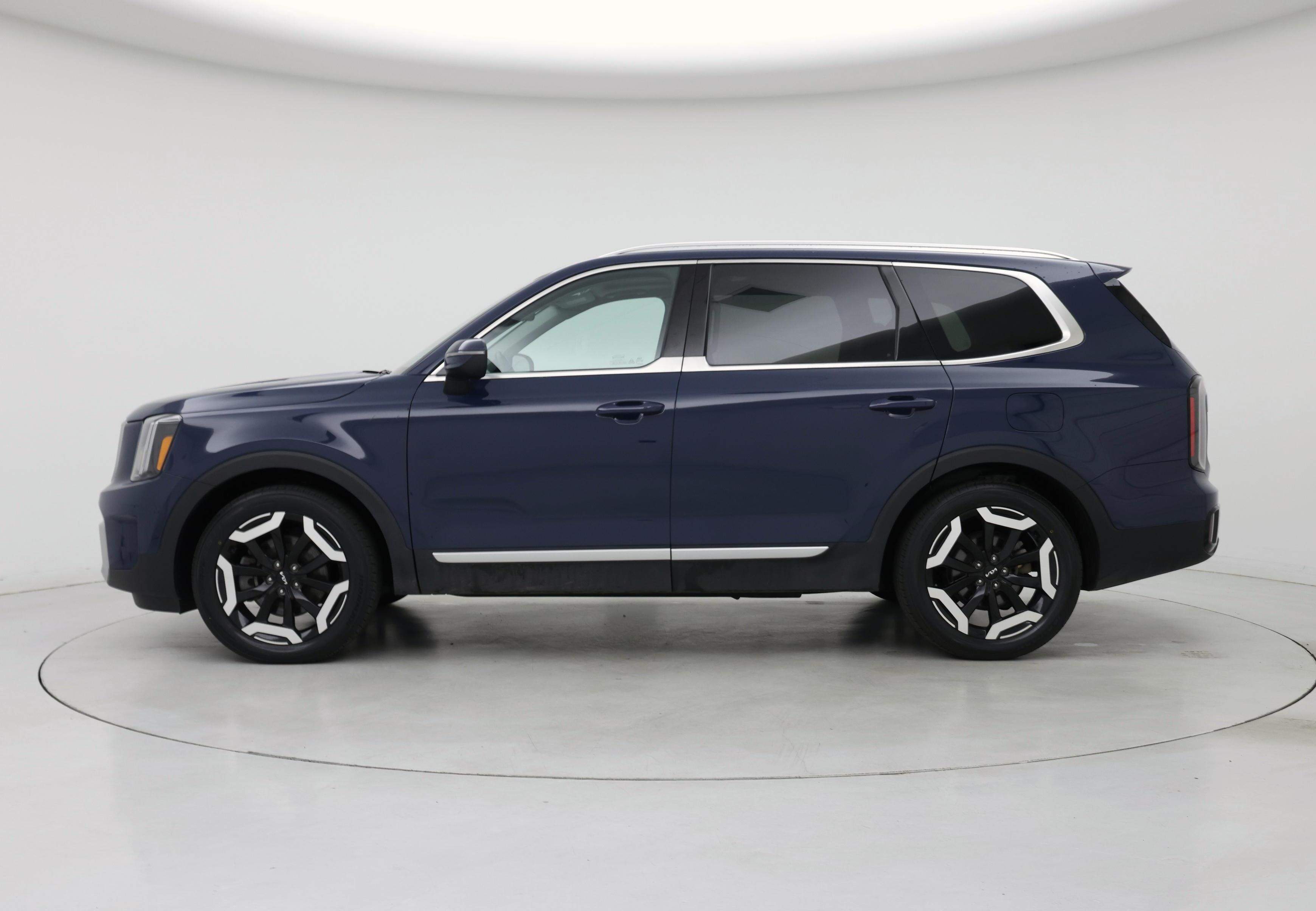 Thumbnail: 2024 Kia Telluride - 3