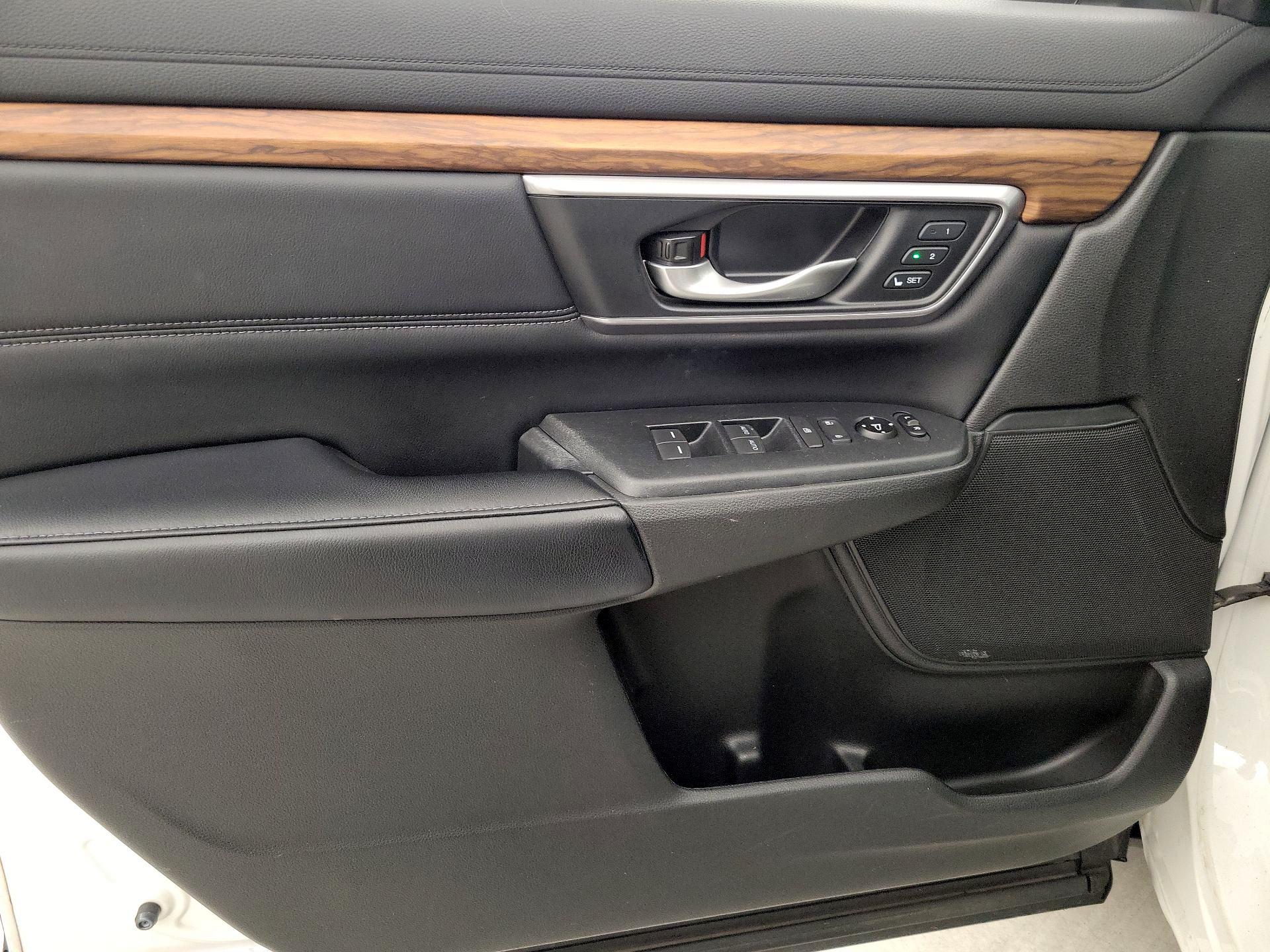 Thumbnail: 2017 Honda CR-V - 12