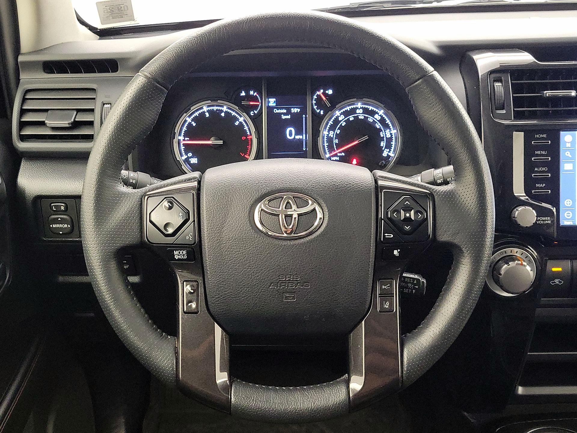 Thumbnail: 2022 Toyota 4Runner - 10