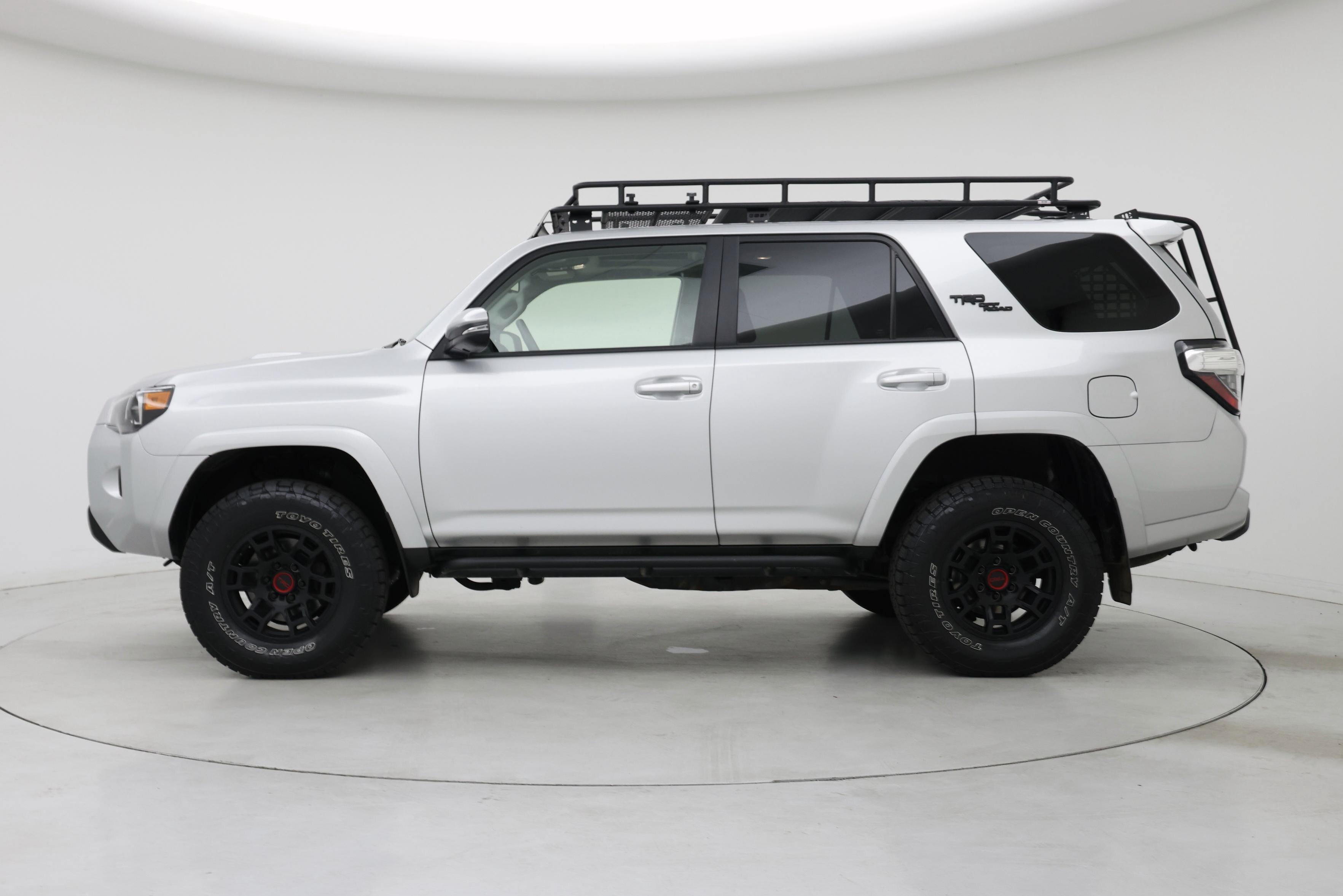 Thumbnail: 2022 Toyota 4Runner - 3