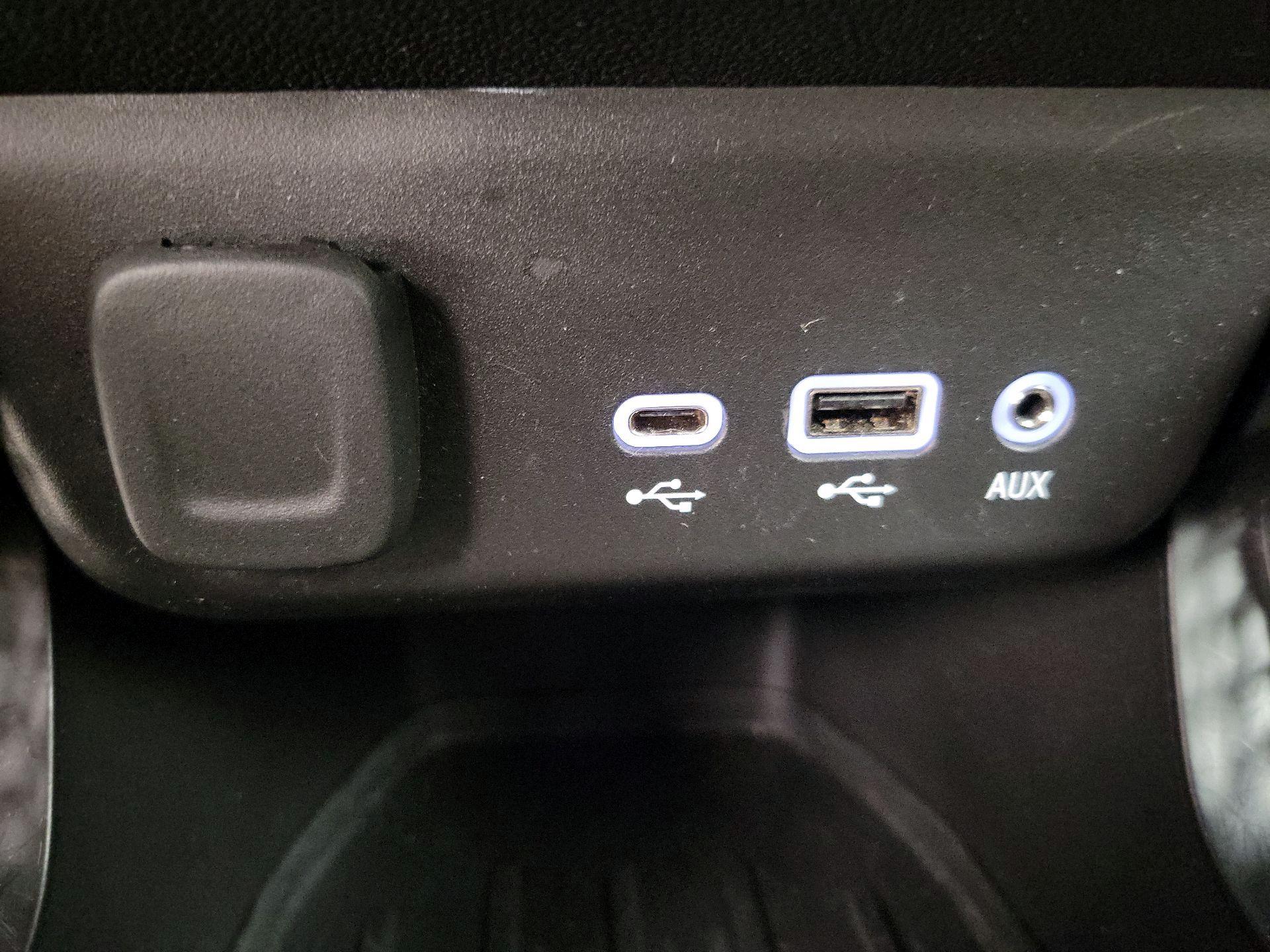 Thumbnail: 2021 Chevrolet TrailBlazer - 18