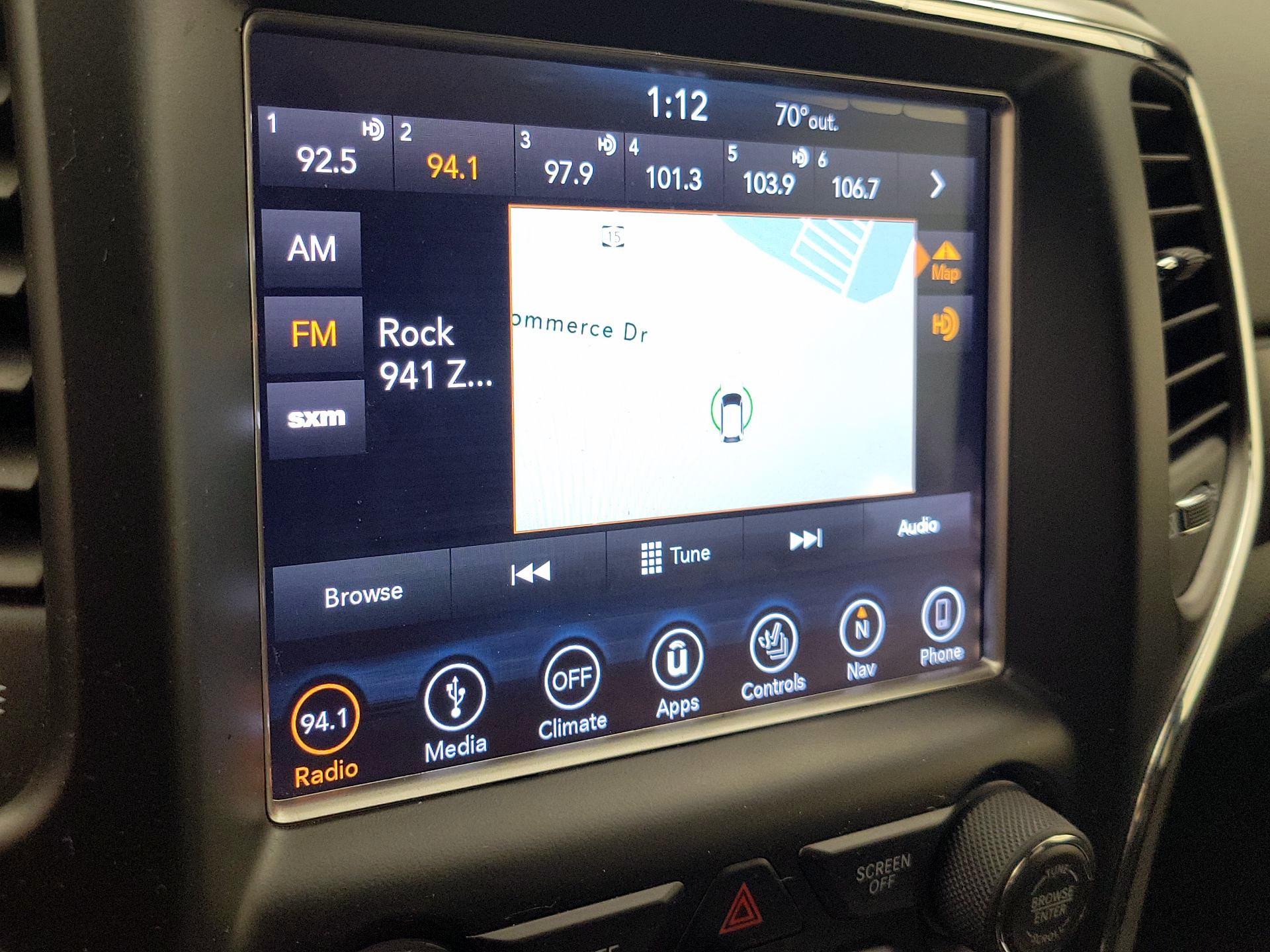 Thumbnail: 2018 Jeep Grand Cherokee - 16