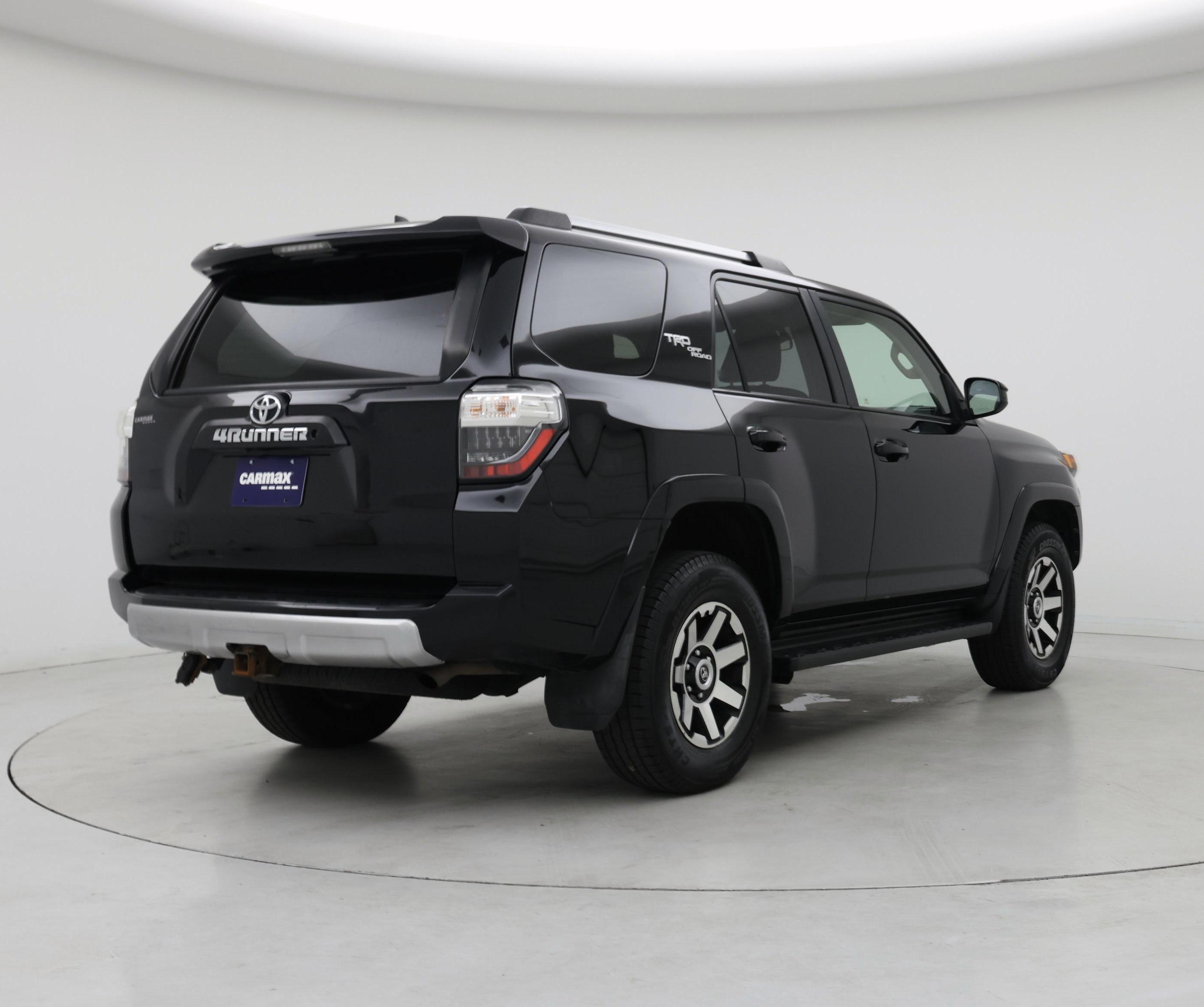 Thumbnail: 2018 Toyota 4Runner - 8