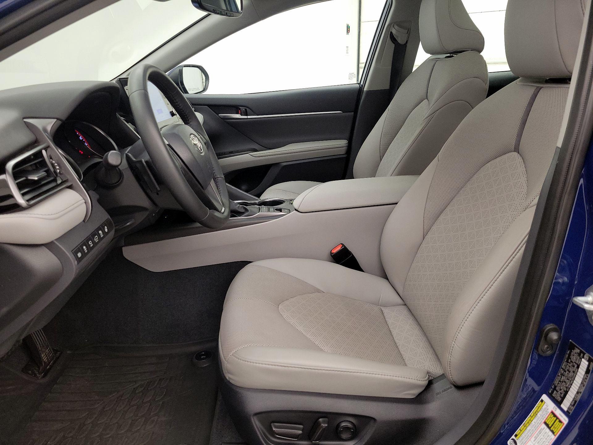 Thumbnail: 2023 Toyota Camry - 11