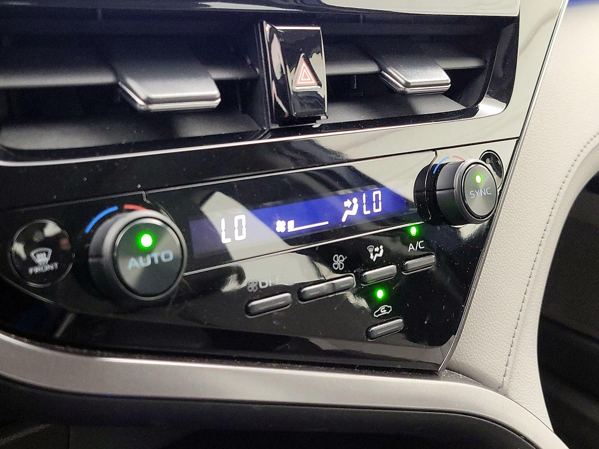 Thumbnail: 2023 Toyota Camry - 17