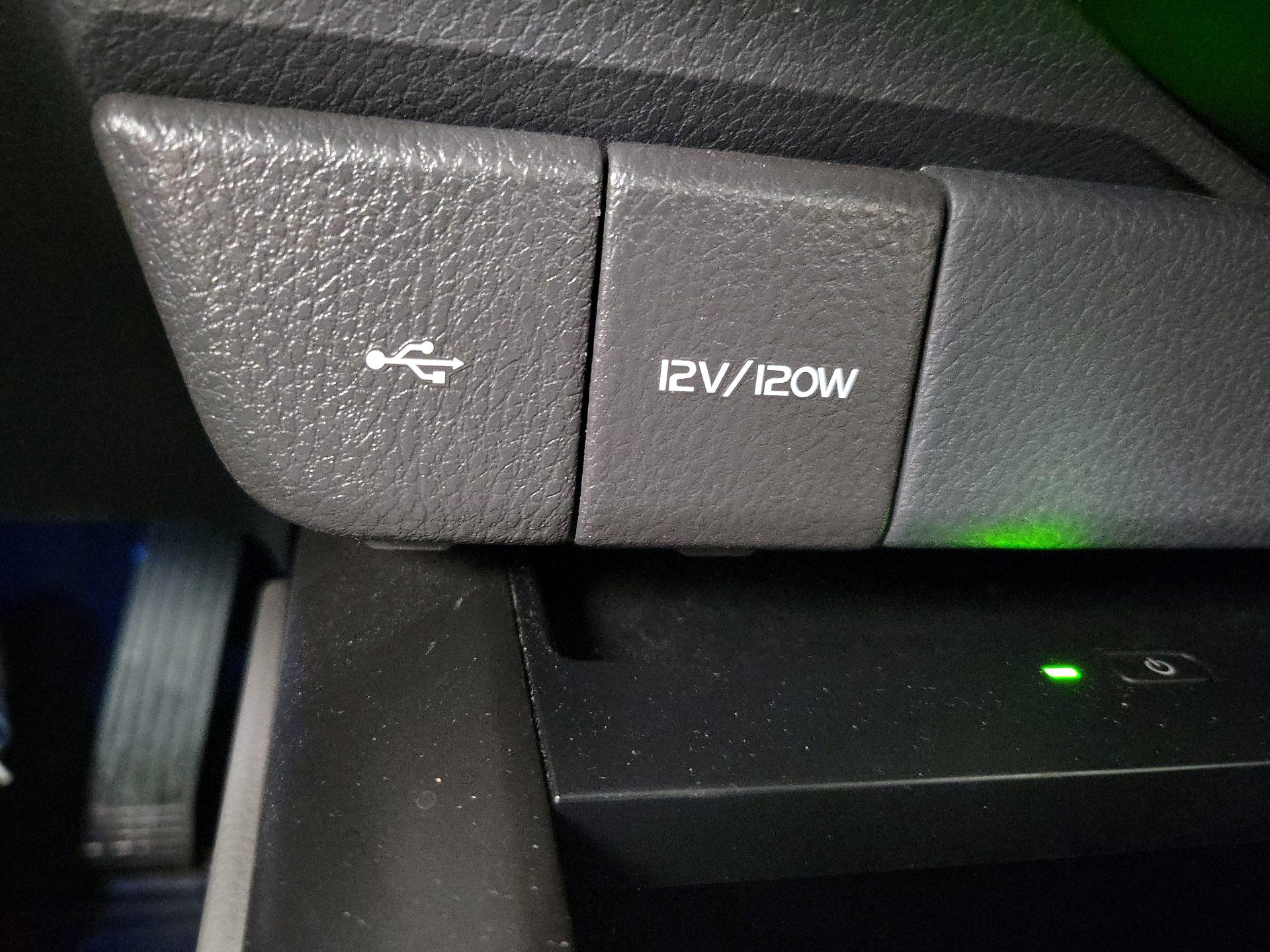 Thumbnail: 2023 Toyota Camry - 19