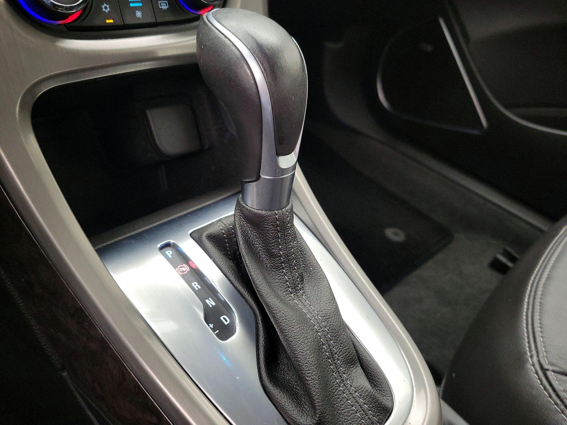 Thumbnail: 2016 Buick Verano - 18