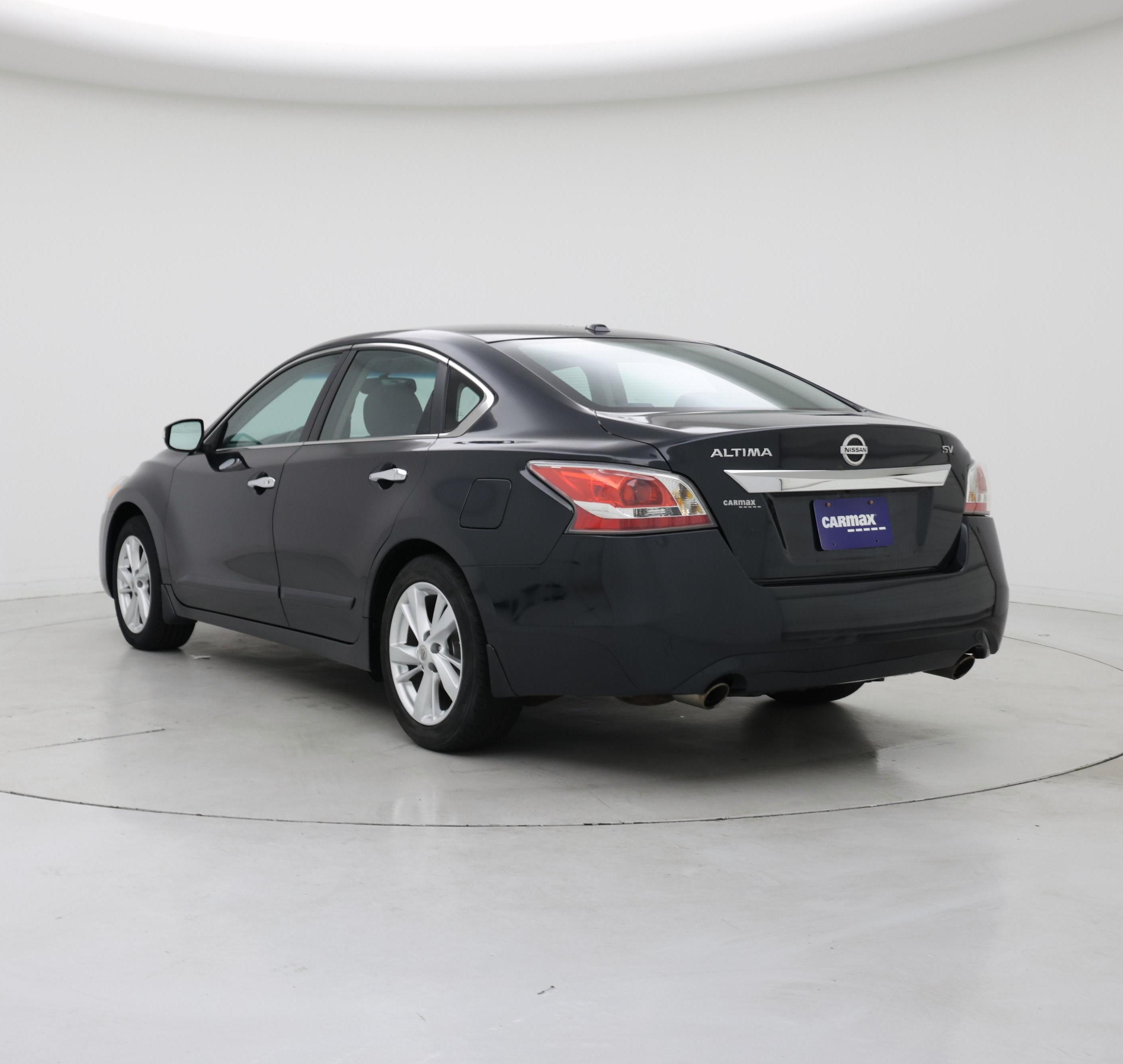 Thumbnail: 2015 Nissan Altima - 2
