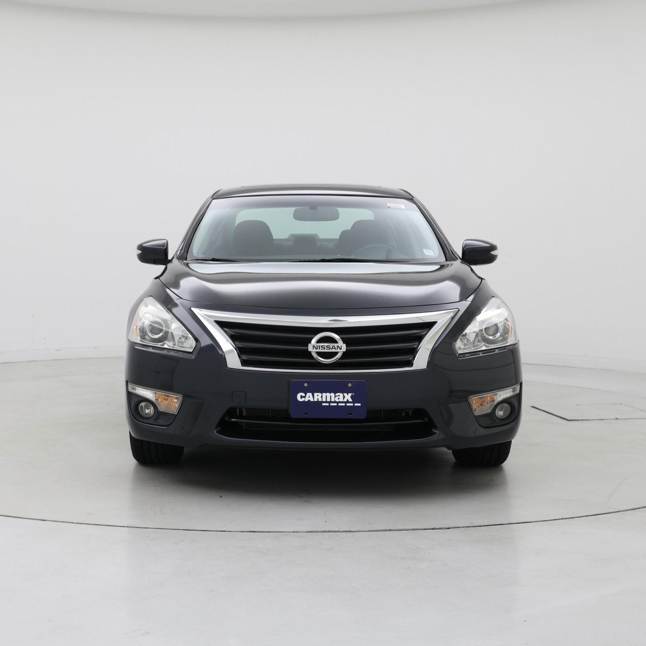 Thumbnail: 2015 Nissan Altima - 5