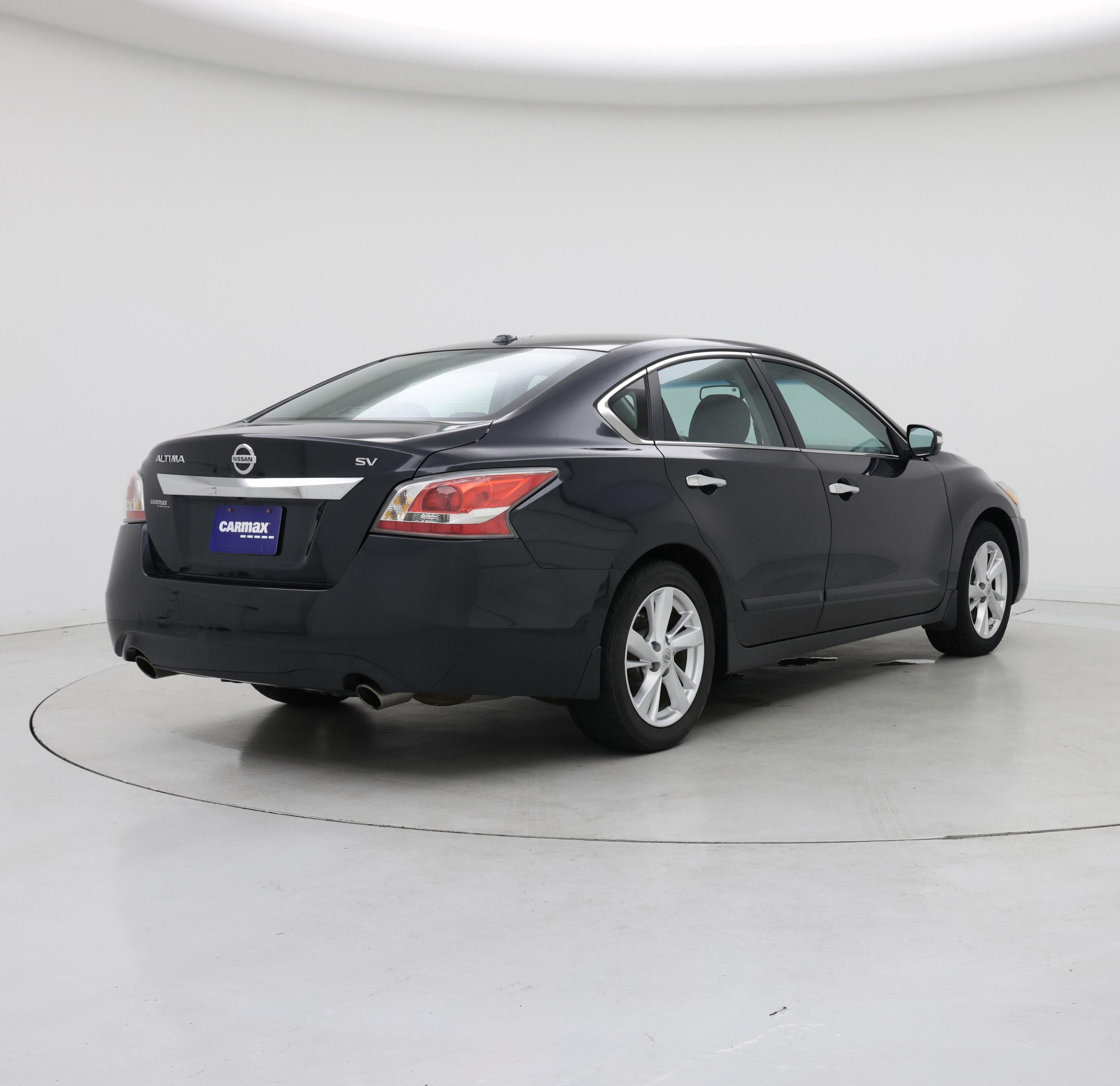 Thumbnail: 2015 Nissan Altima - 8