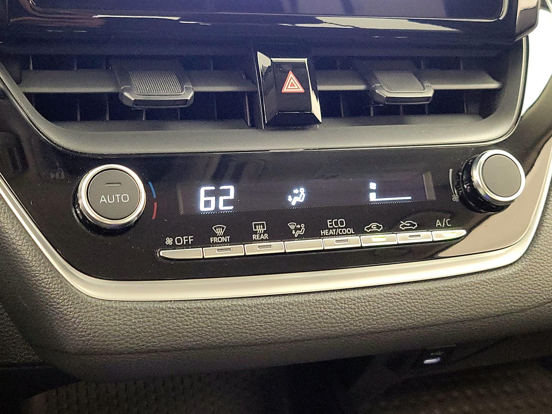 Thumbnail: 2024 Toyota Corolla - 16