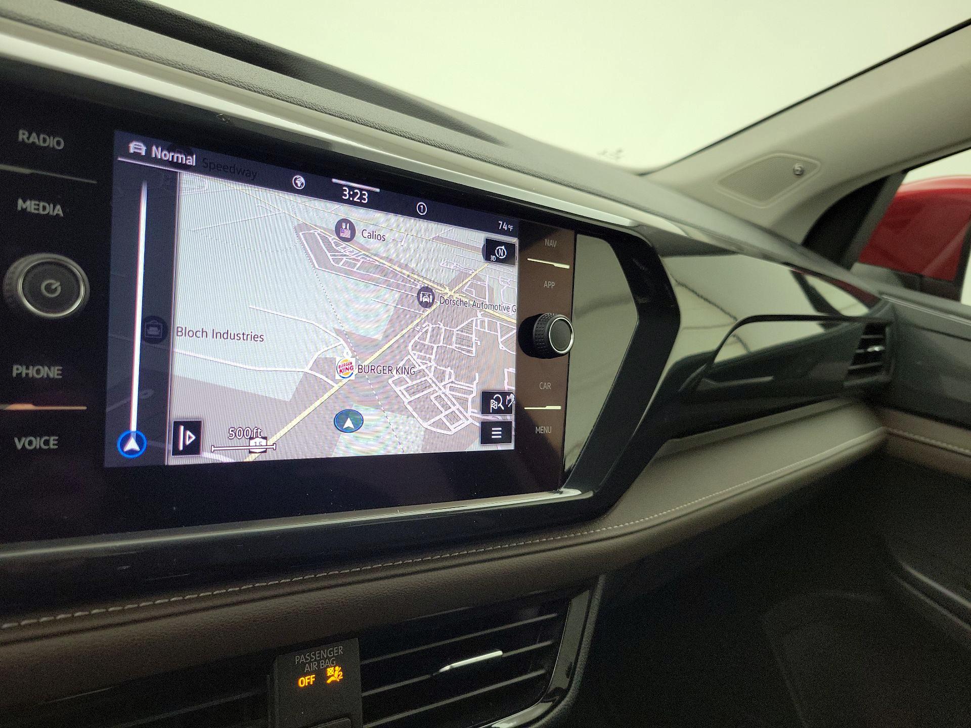 Thumbnail: 2022 Volkswagen Taos - 14