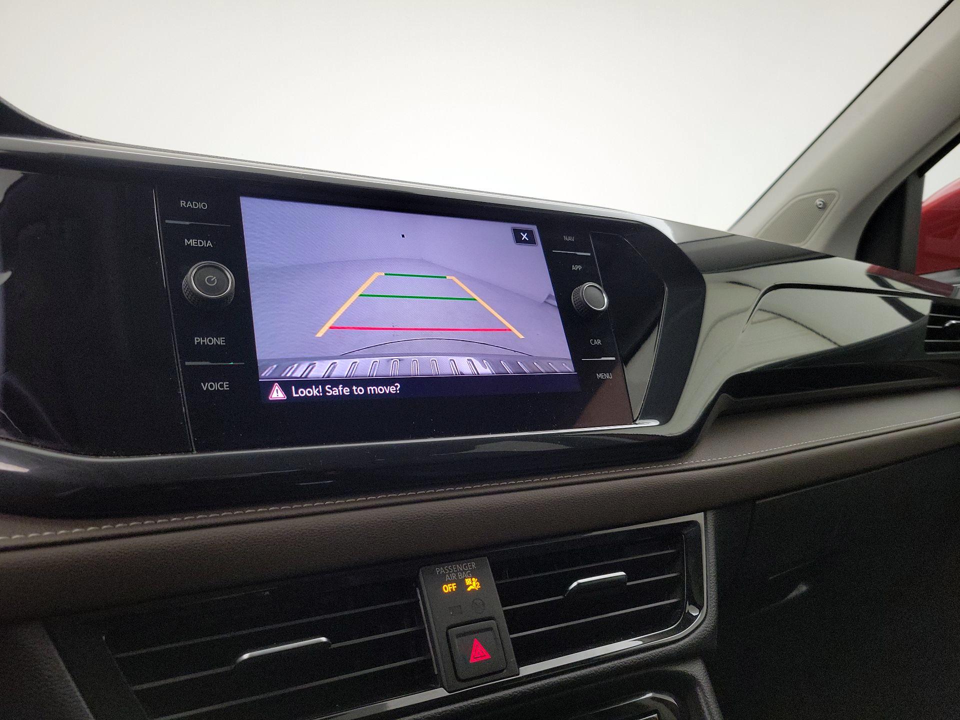 Thumbnail: 2022 Volkswagen Taos - 15