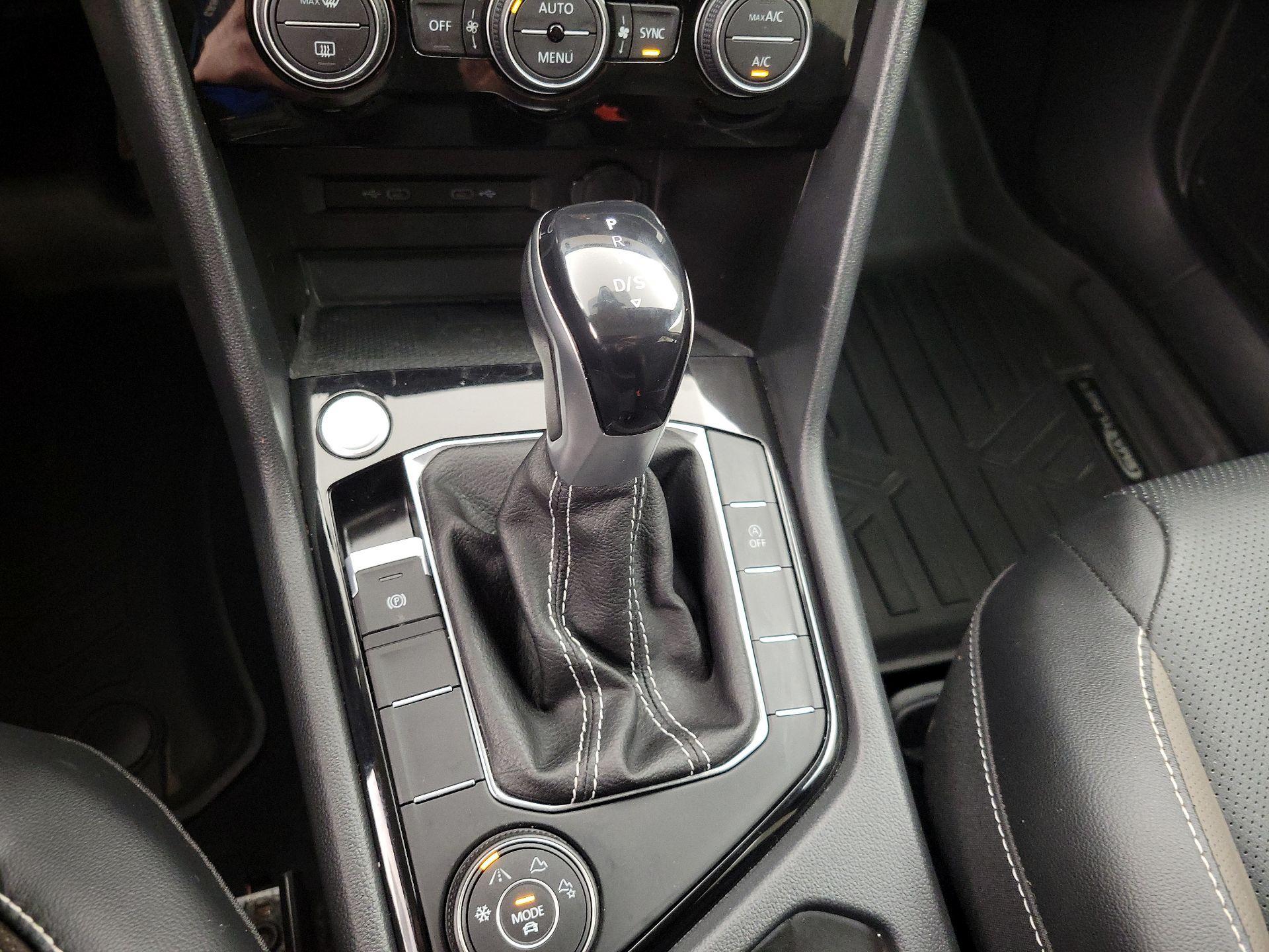 Thumbnail: 2022 Volkswagen Taos - 18