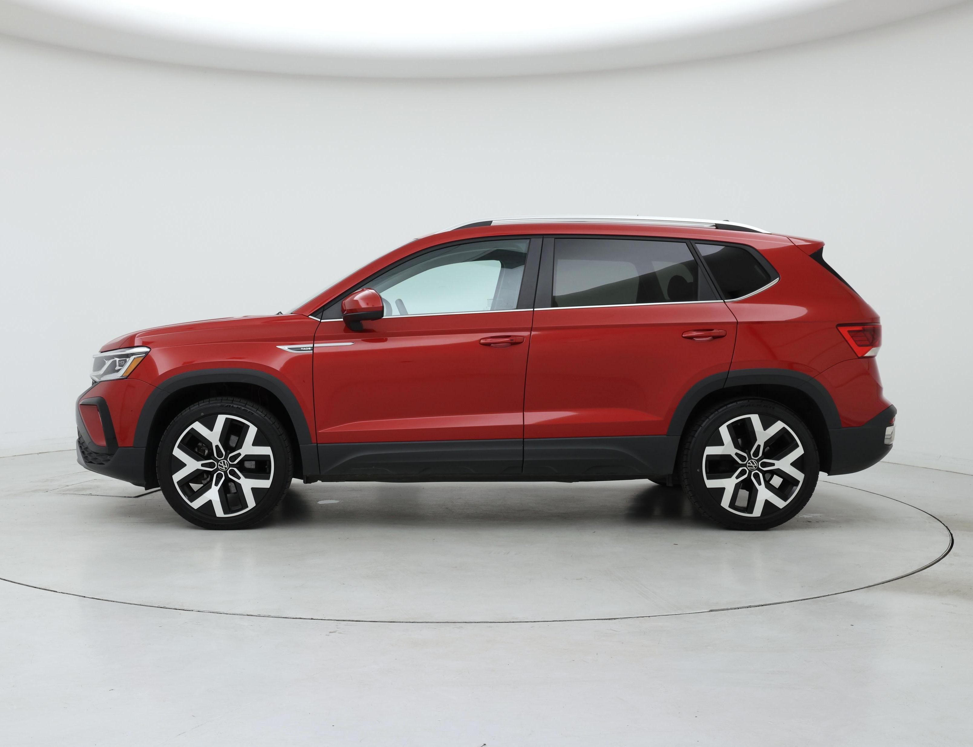 Thumbnail: 2022 Volkswagen Taos - 3