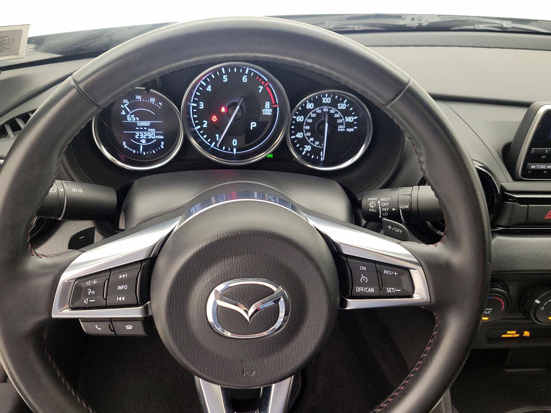 Thumbnail: 2016 Mazda MX-5 Miata - 10