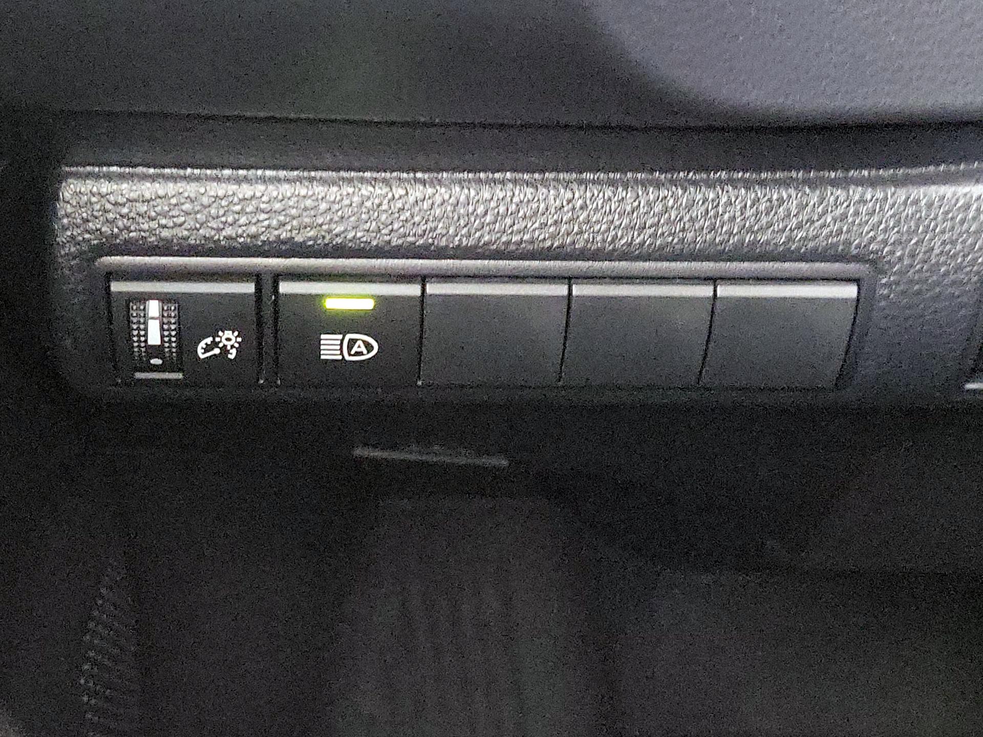 Thumbnail: 2024 Toyota Corolla - 13