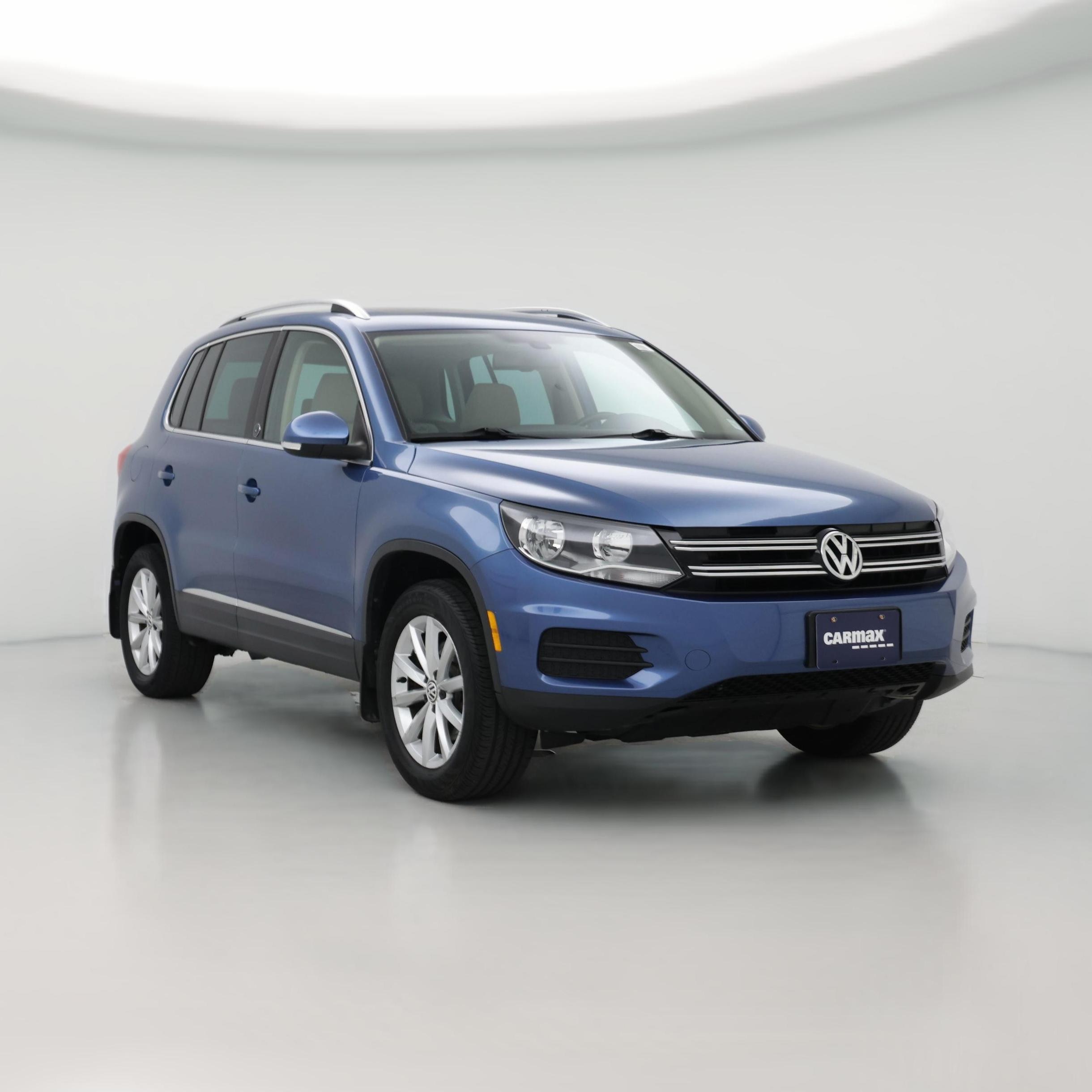 Thumbnail: 2017 Volkswagen Tiguan - 1
