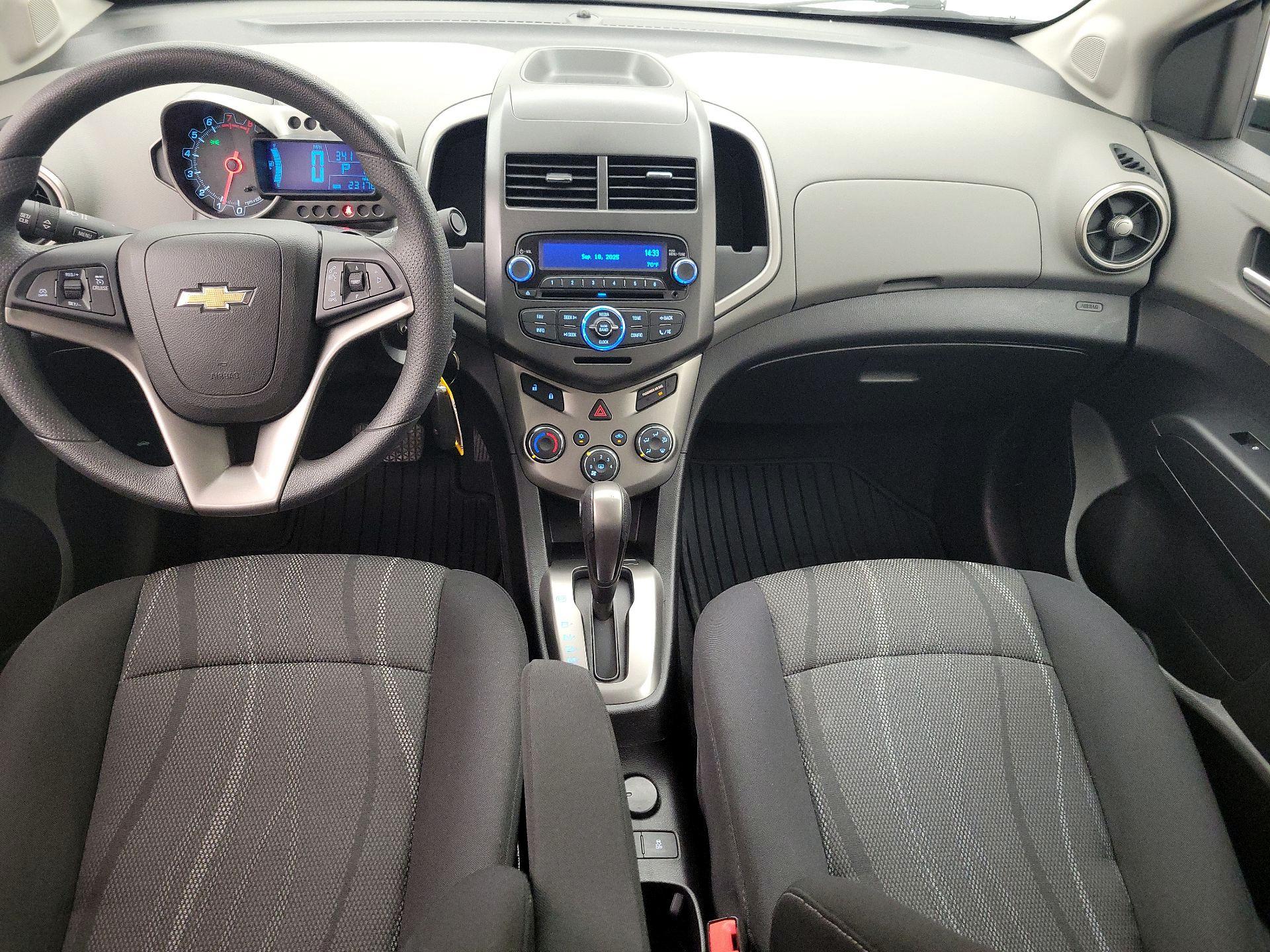 Thumbnail: 2015 Chevrolet Sonic - 9