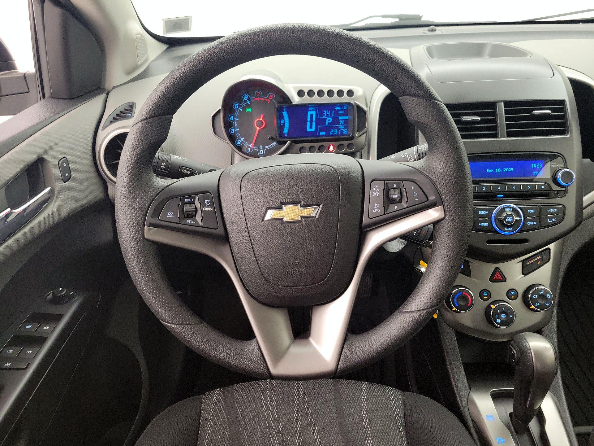 Thumbnail: 2015 Chevrolet Sonic - 10