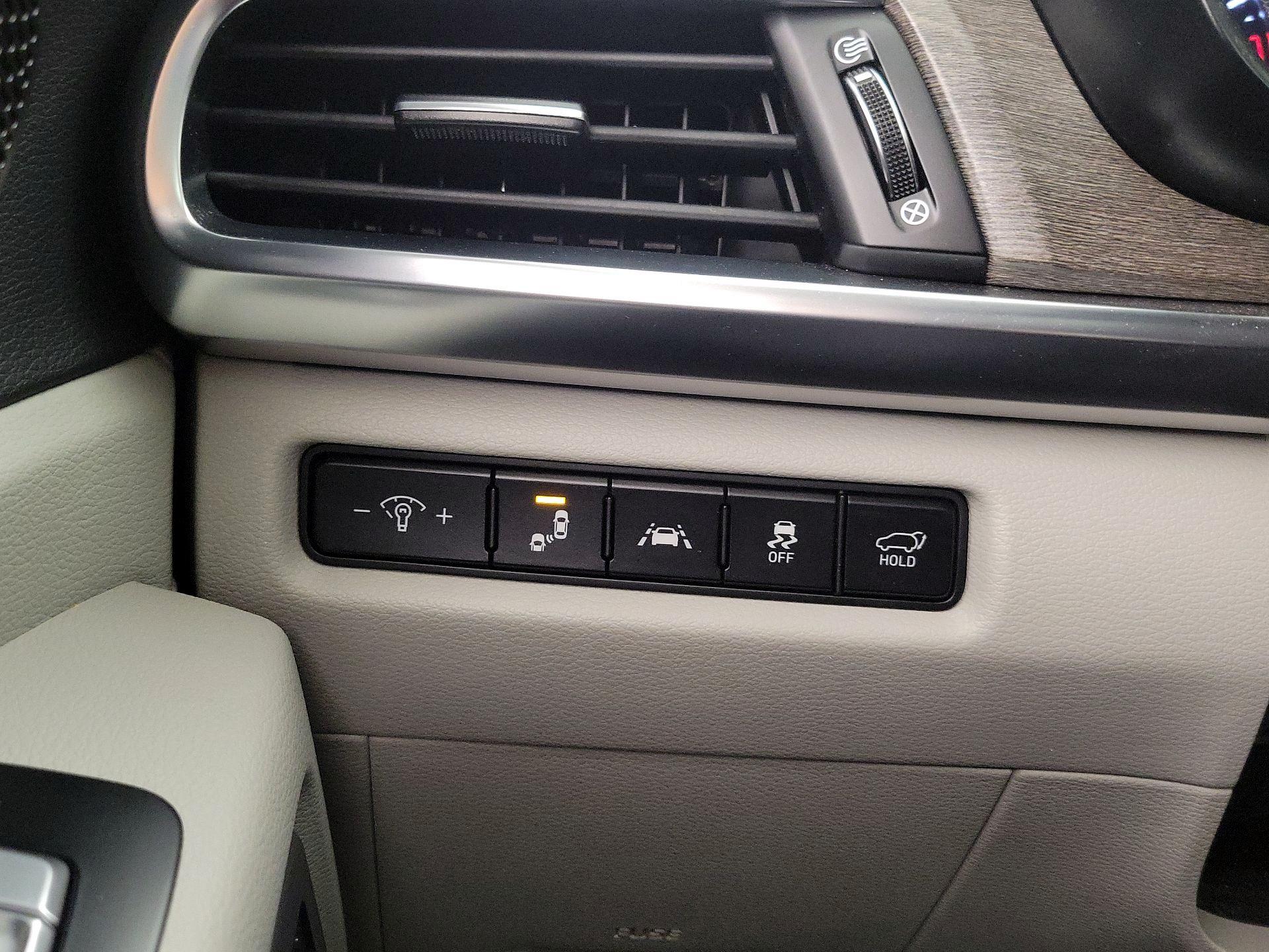 Thumbnail: 2020 Kia Telluride - 13