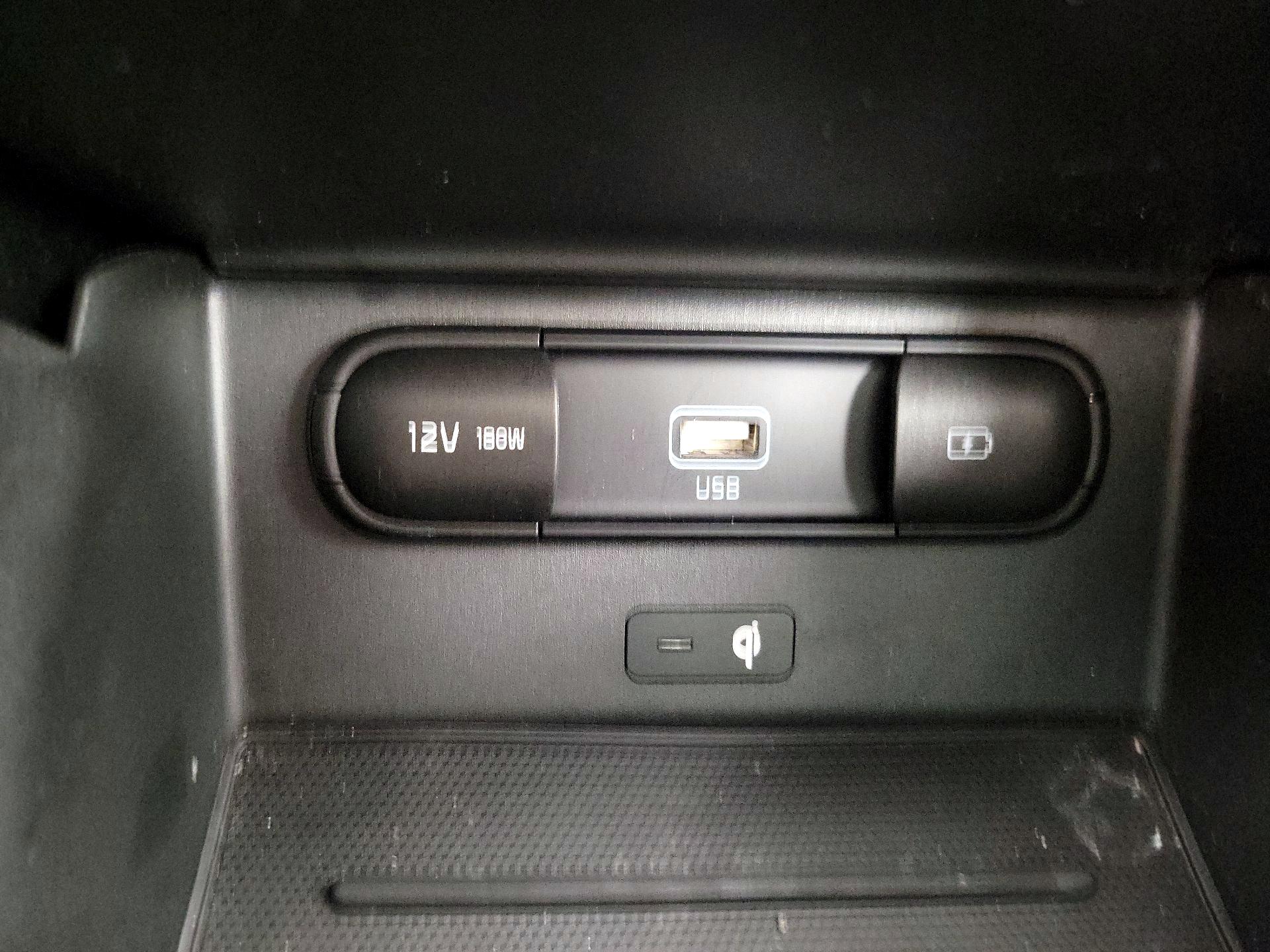 Thumbnail: 2020 Kia Telluride - 19