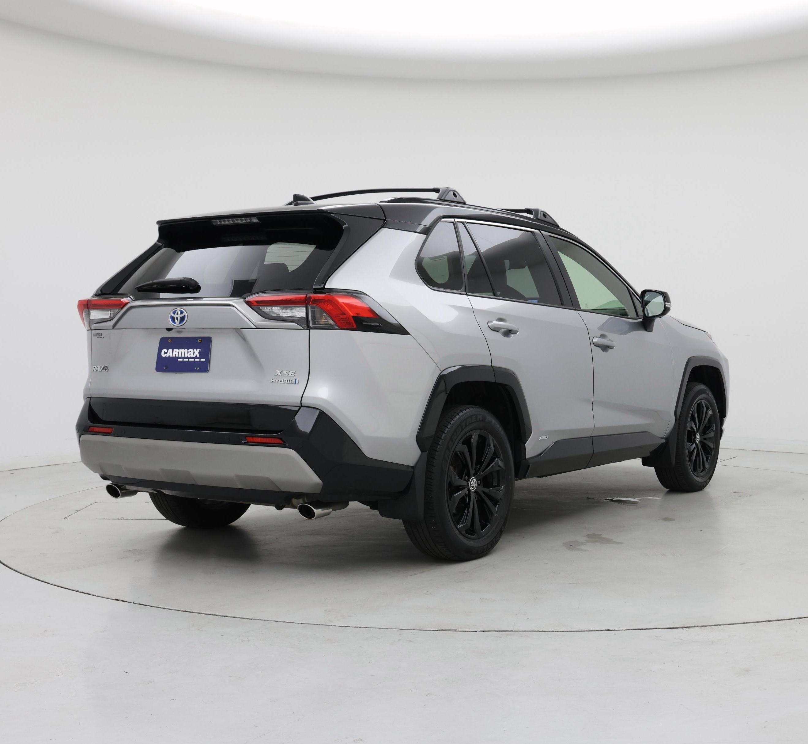 Thumbnail: 2024 Toyota RAV4 - 8
