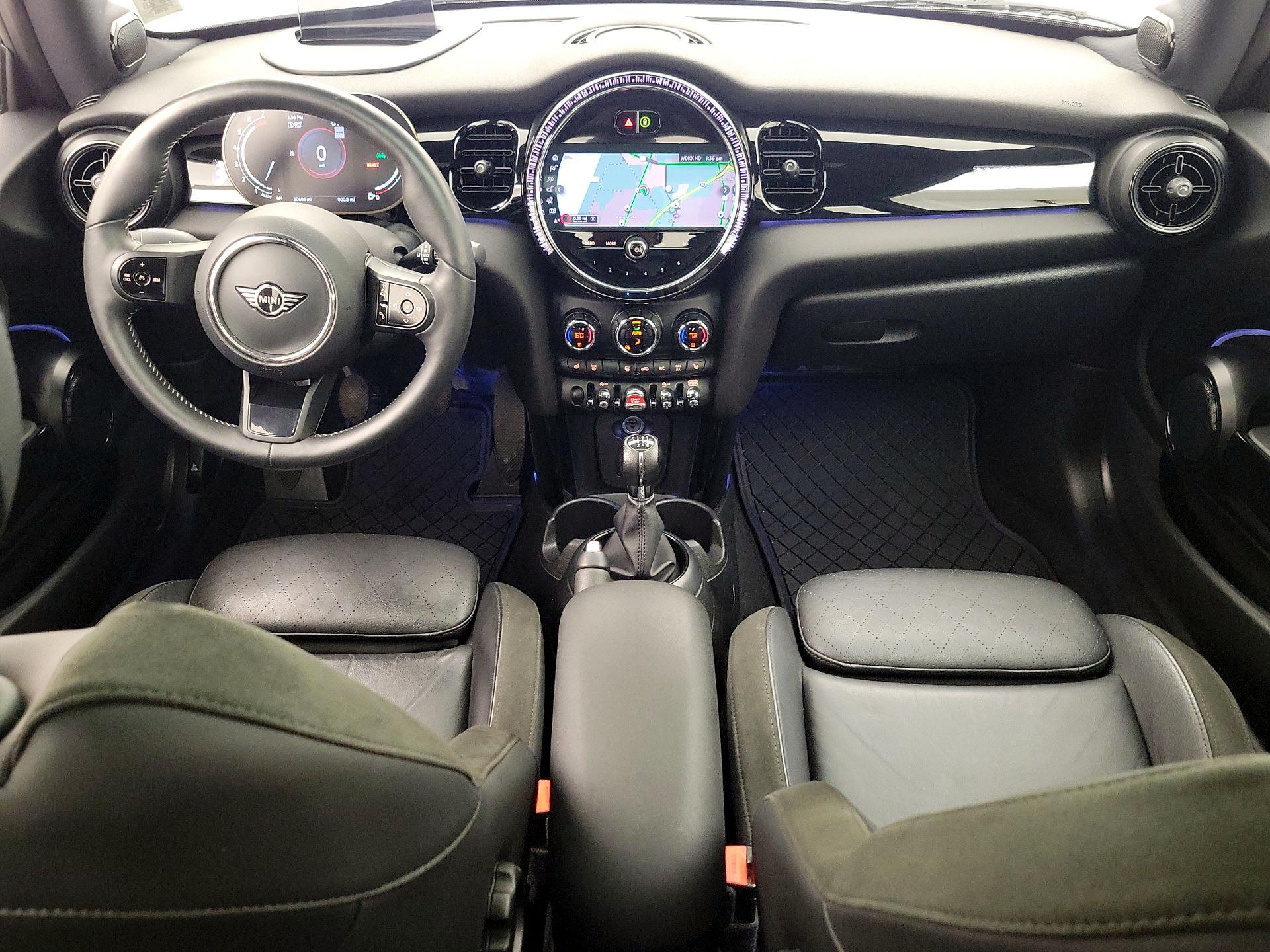 Thumbnail: 2022 MINI Cooper Hardtop - 9