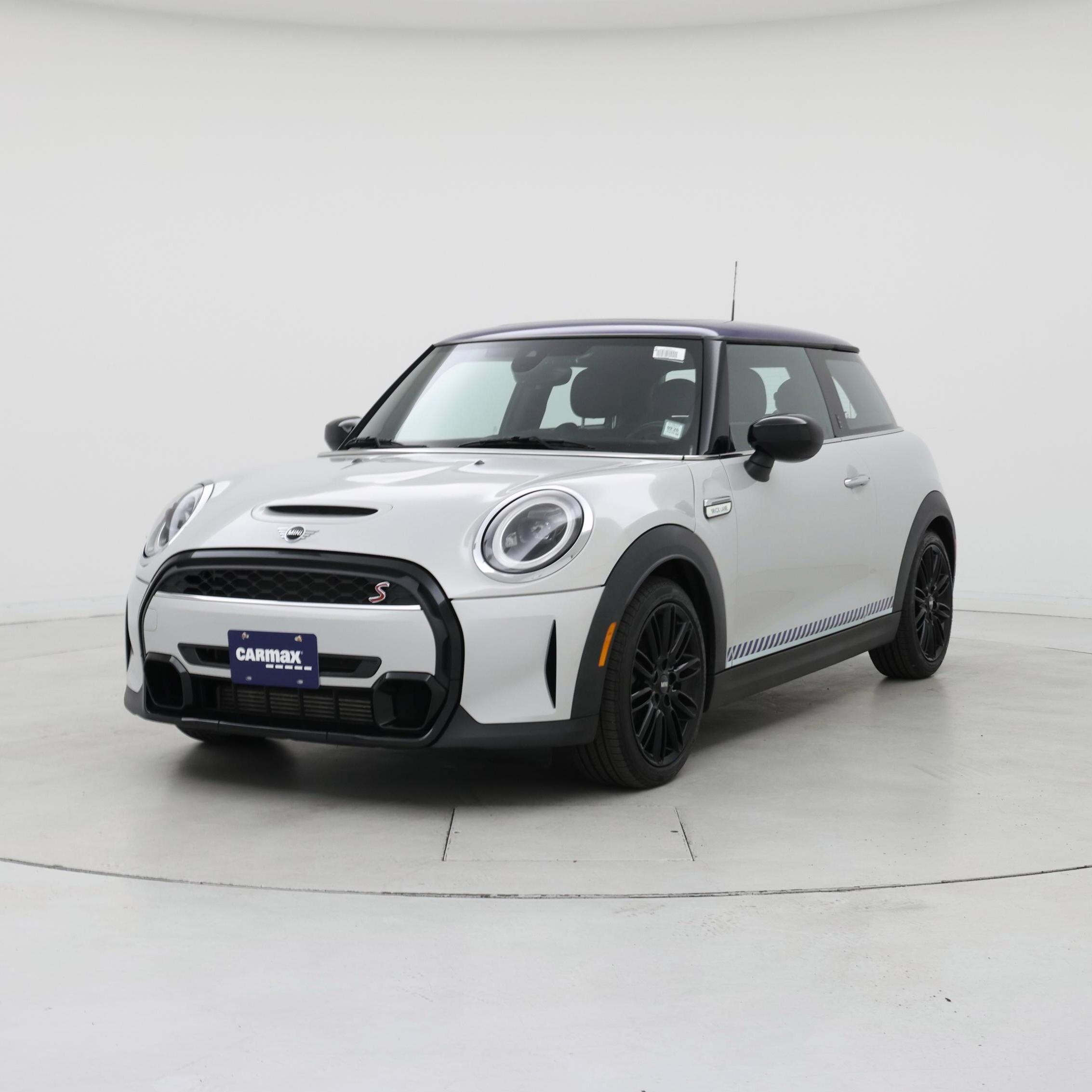 Thumbnail: 2022 MINI Cooper Hardtop - 4