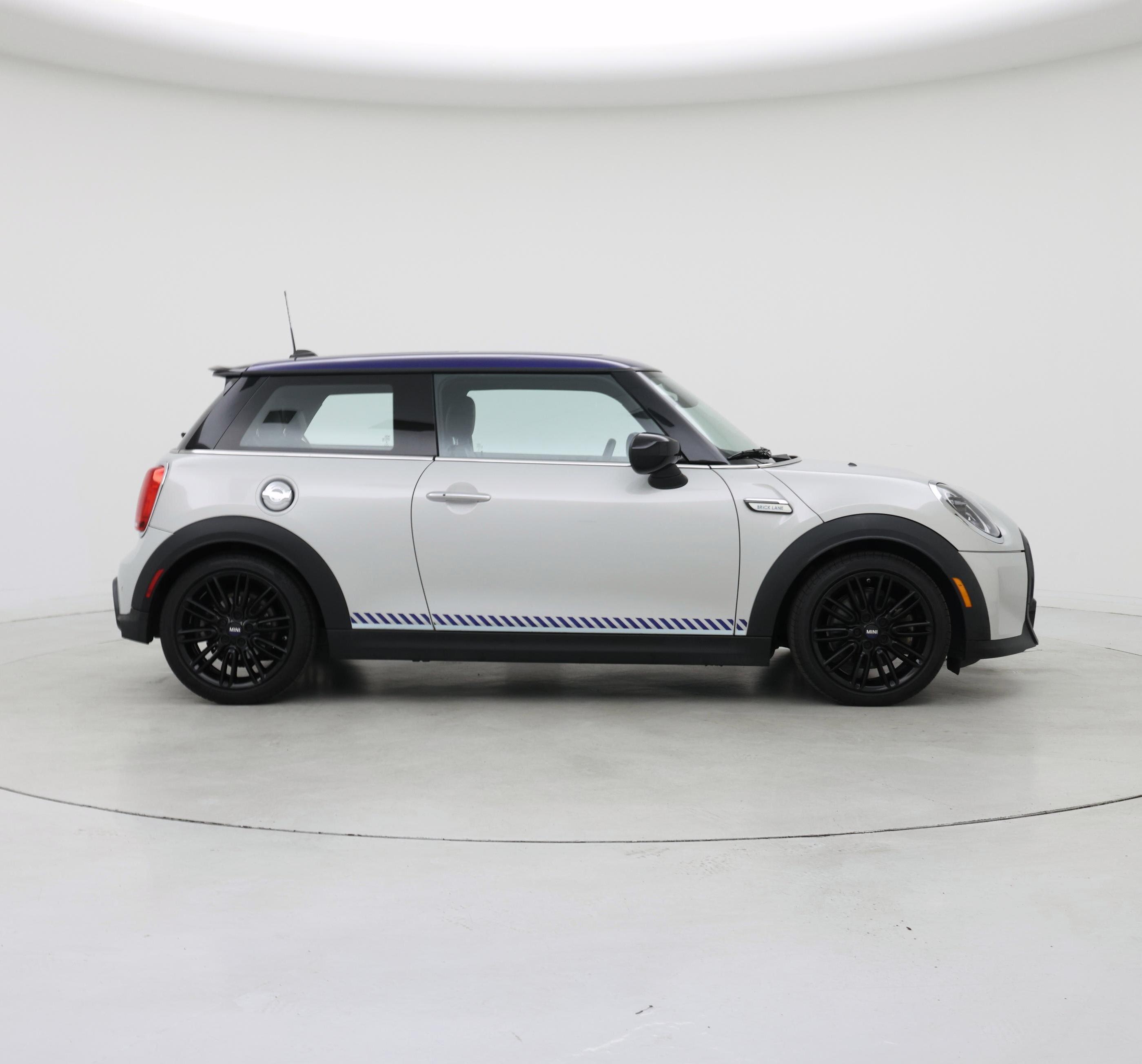 Thumbnail: 2022 MINI Cooper Hardtop - 7