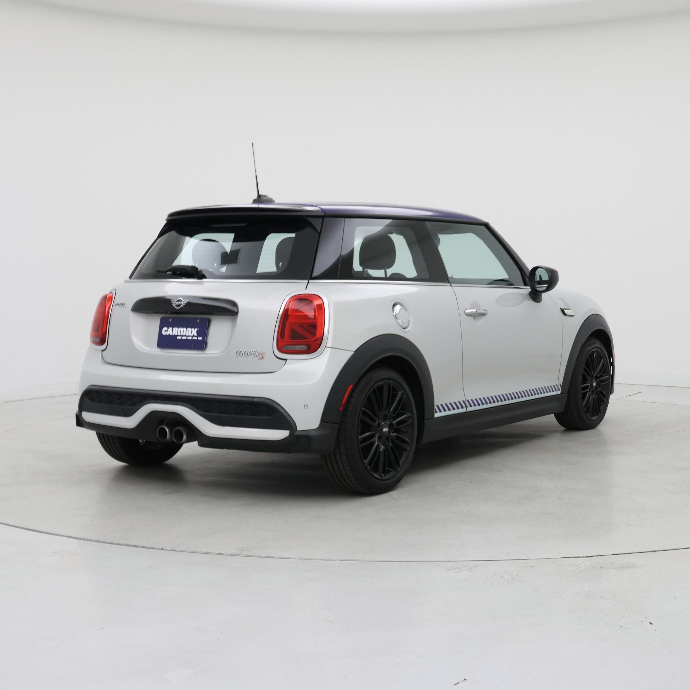 Thumbnail: 2022 MINI Cooper Hardtop - 8