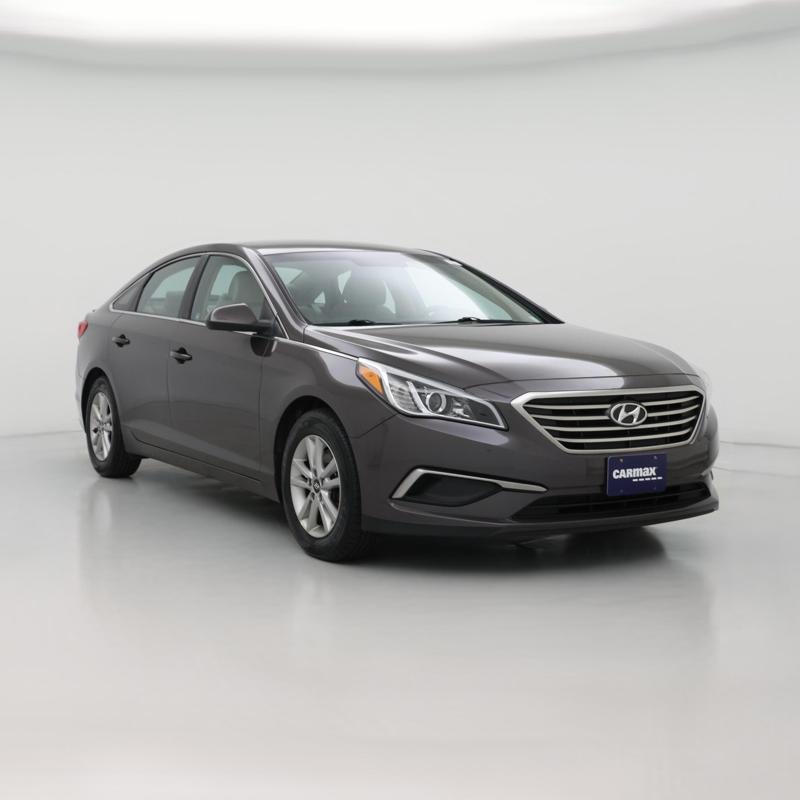 Thumbnail: 2016 Hyundai Sonata - 1