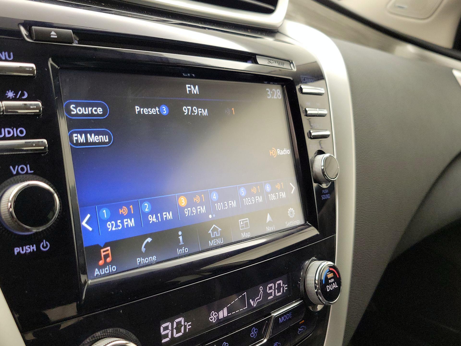 Thumbnail: 2018 Nissan Murano - 16