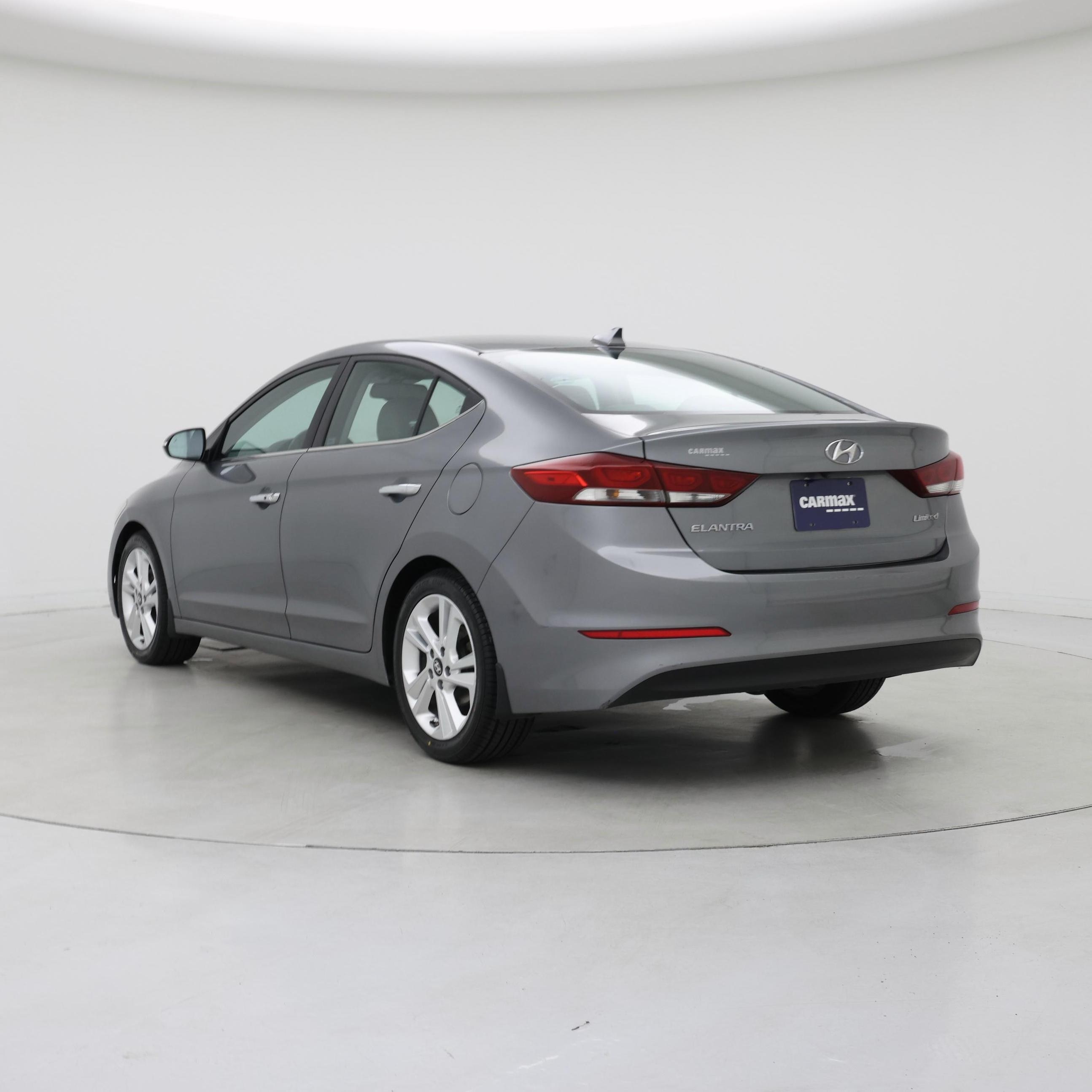 Thumbnail: 2017 Hyundai Elantra - 2
