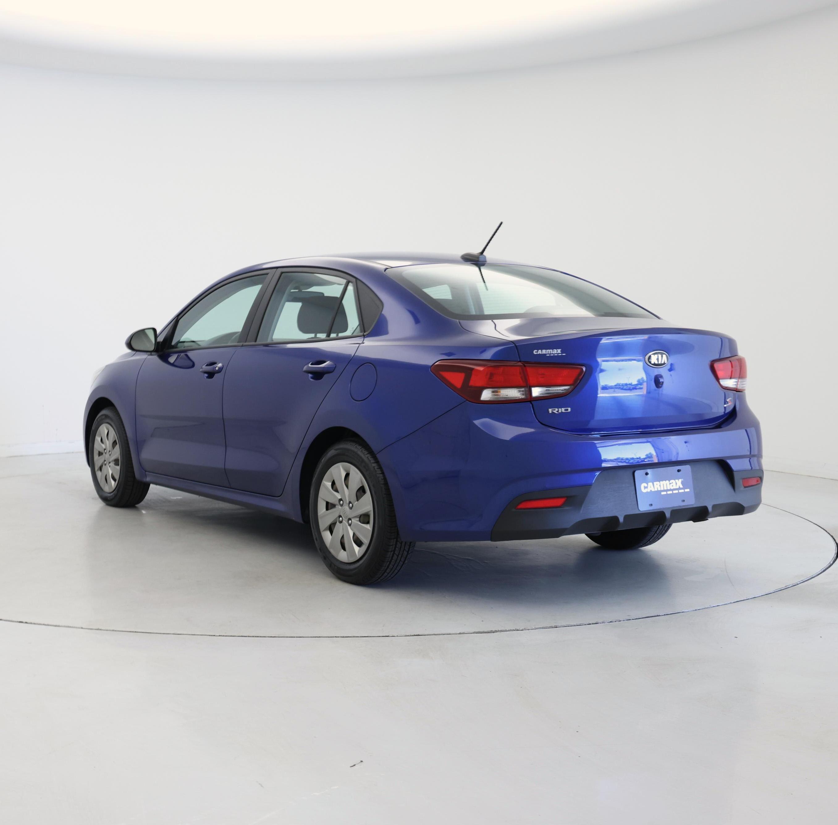 Thumbnail: 2020 Kia Rio - 2