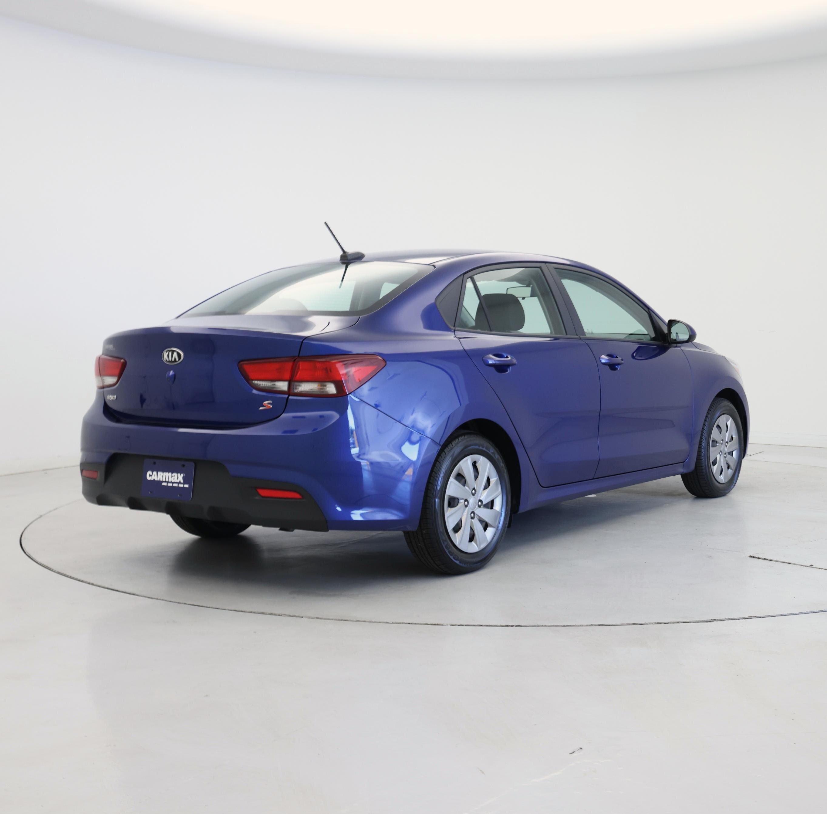 Thumbnail: 2020 Kia Rio - 8