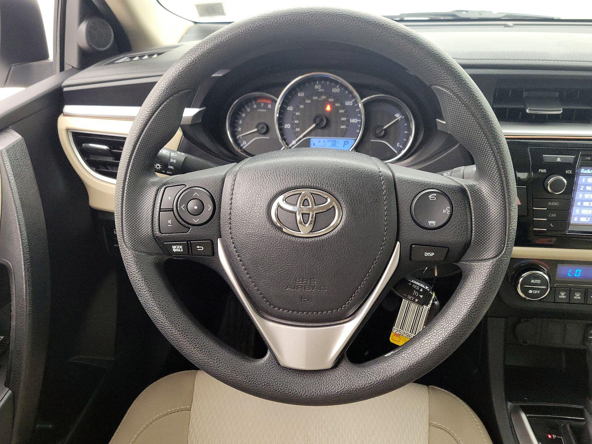 Thumbnail: 2016 Toyota Corolla - 10