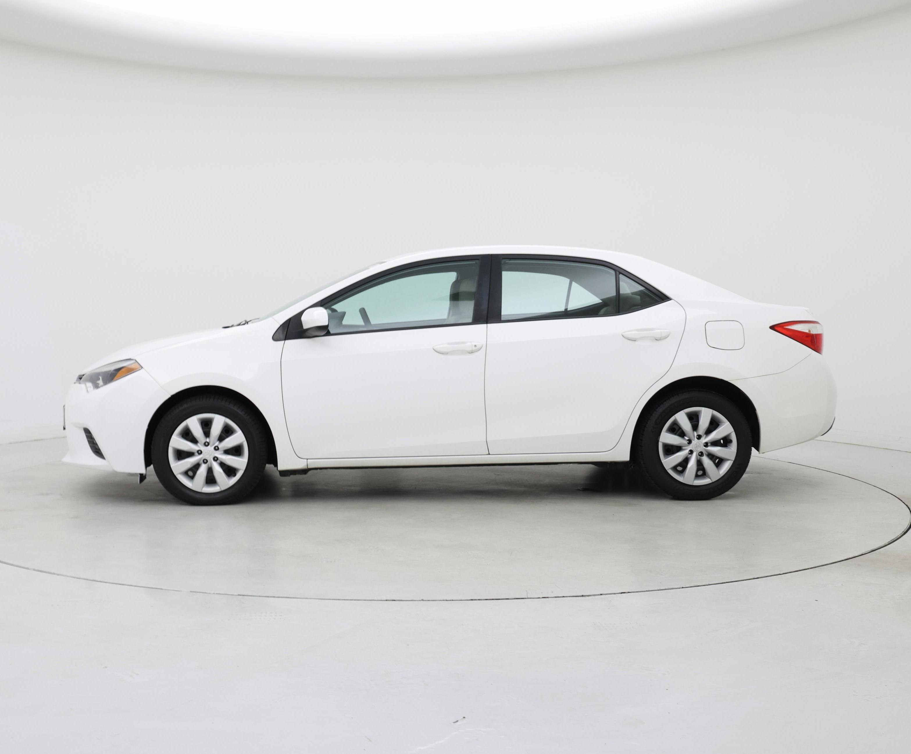 Thumbnail: 2016 Toyota Corolla - 3