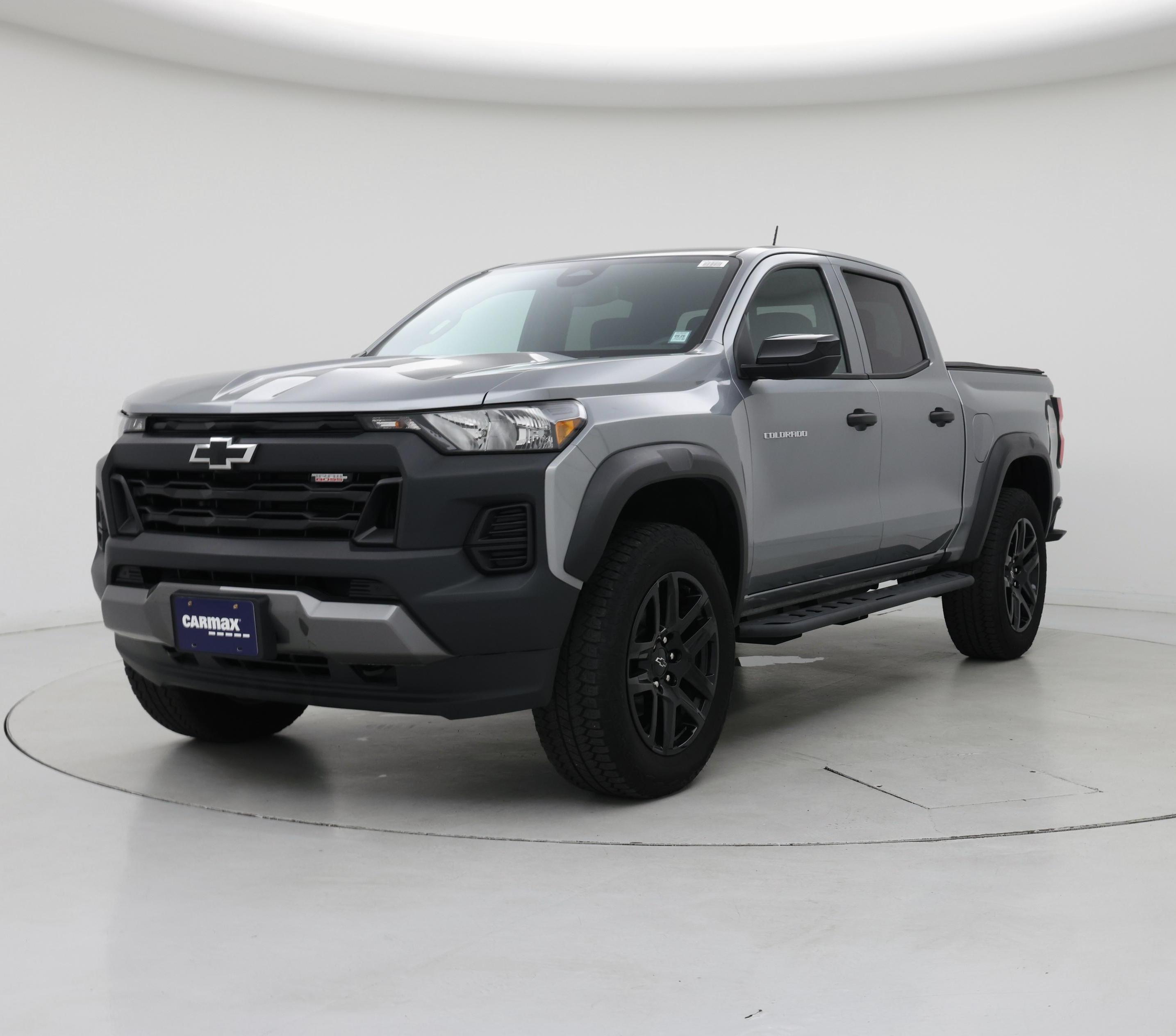 Thumbnail: 2023 Chevrolet Colorado - 4