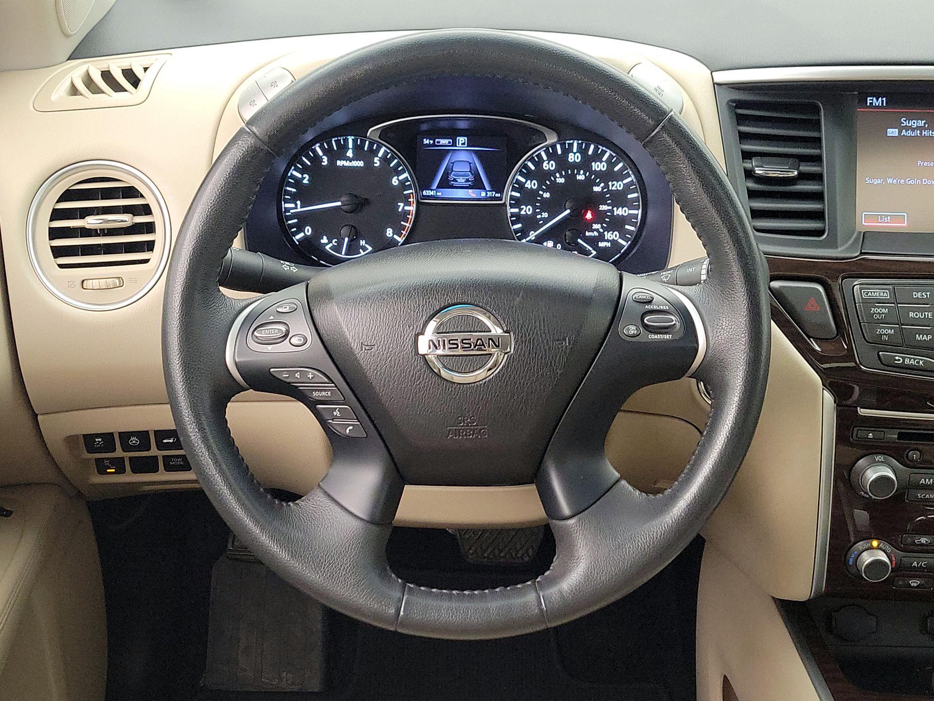 Thumbnail: 2016 Nissan Pathfinder - 10