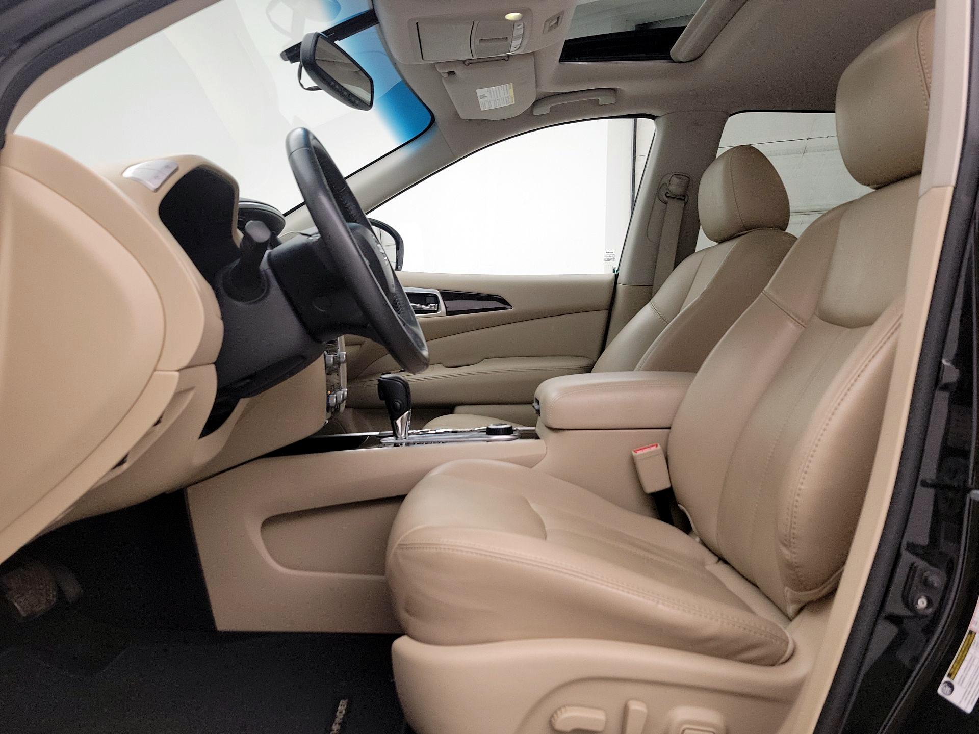 Thumbnail: 2016 Nissan Pathfinder - 11
