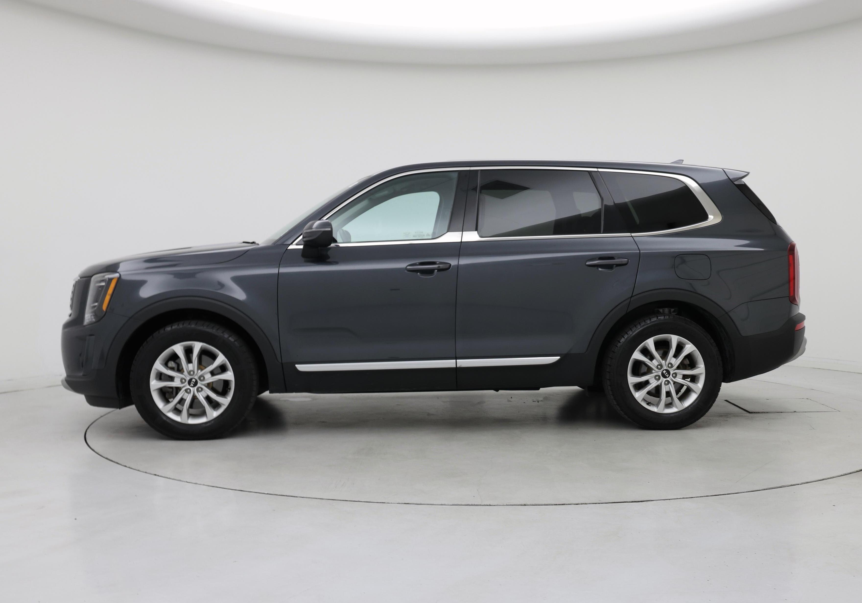 Thumbnail: 2020 Kia Telluride - 3