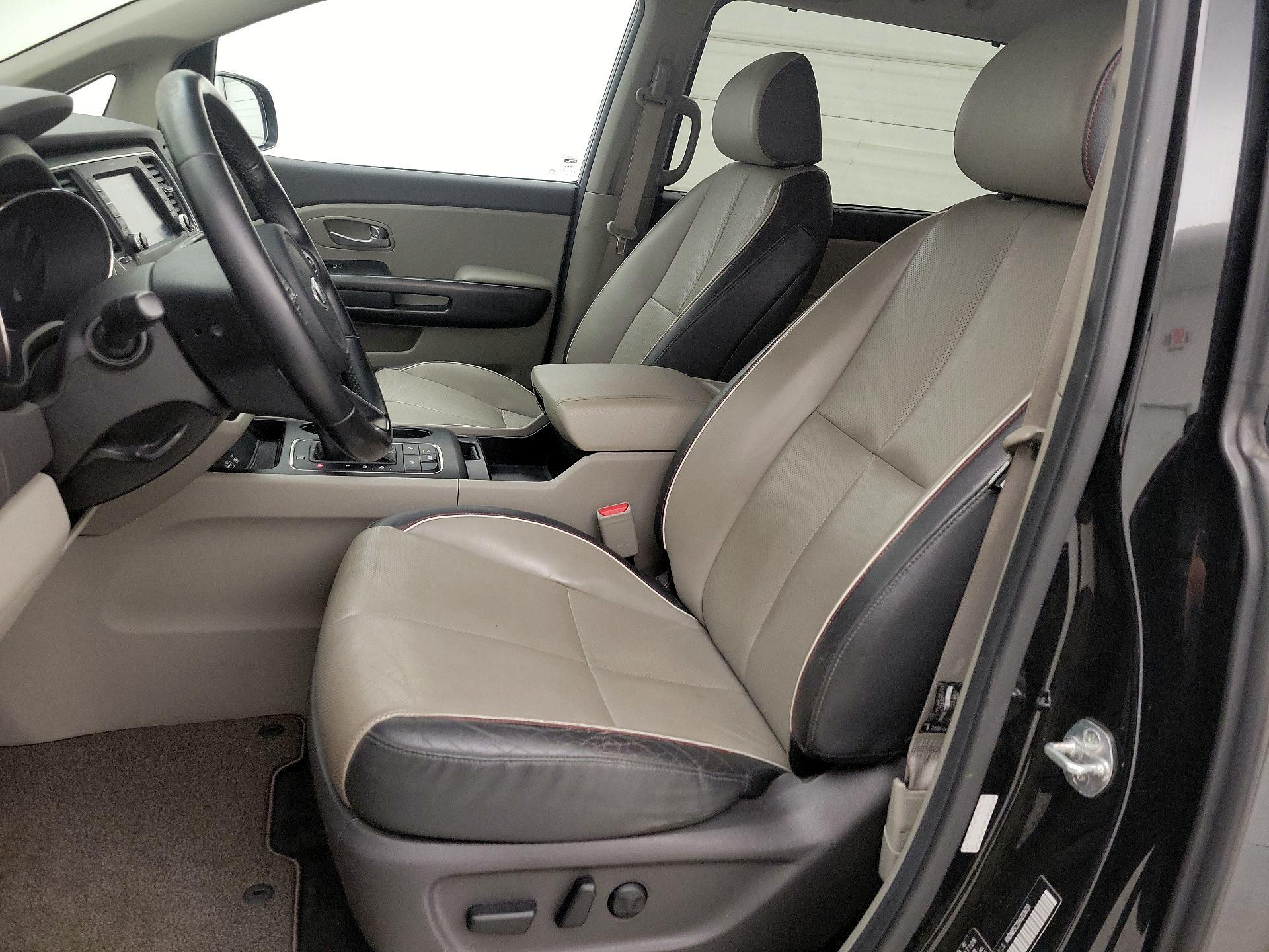 Thumbnail: 2017 Kia Sedona - 11