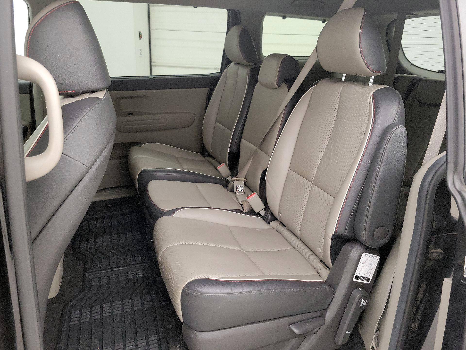 Thumbnail: 2017 Kia Sedona - 19