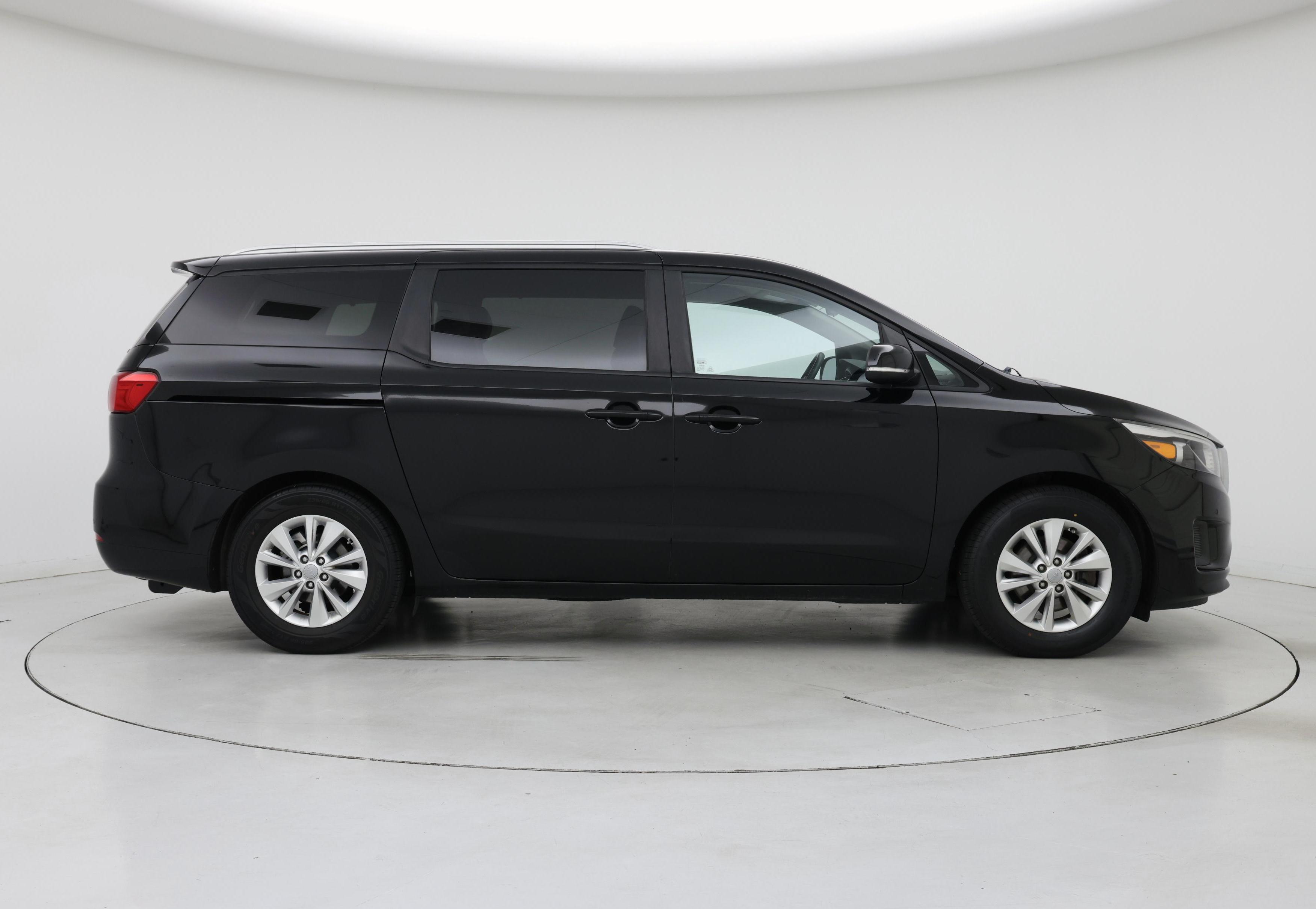Thumbnail: 2017 Kia Sedona - 7