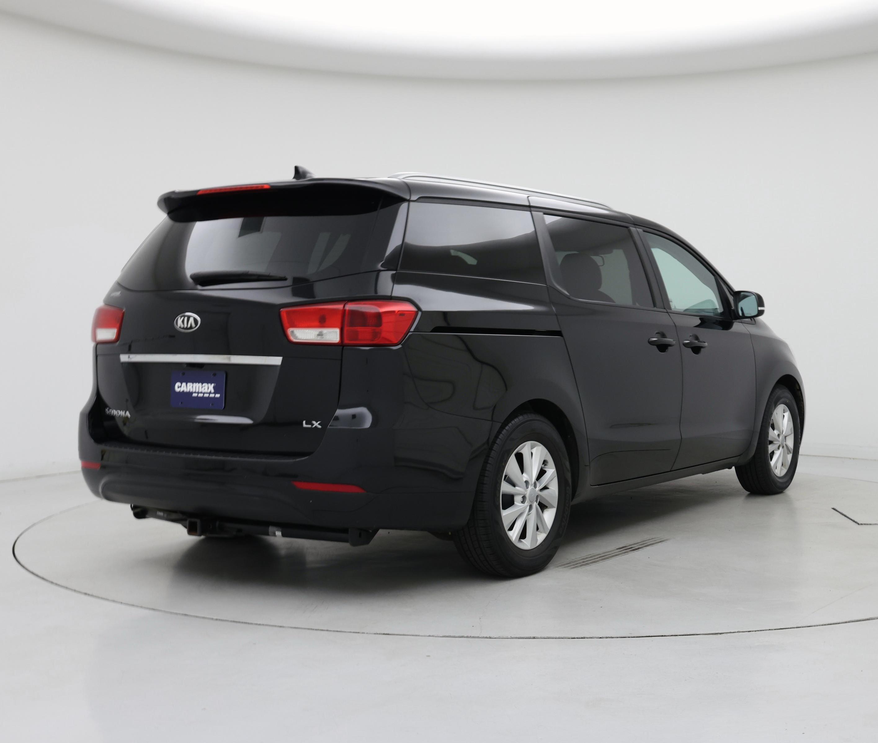 Thumbnail: 2017 Kia Sedona - 8