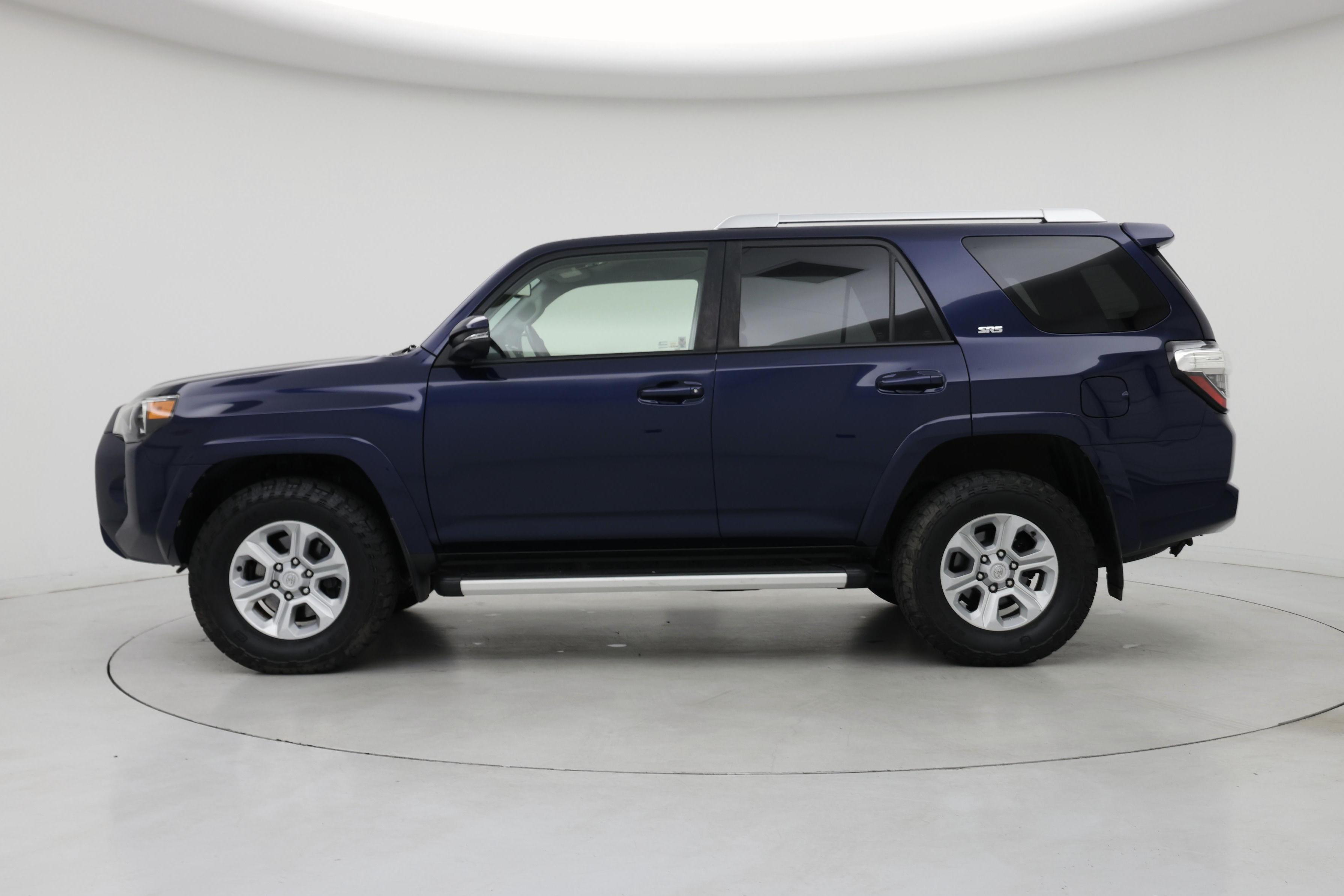 Thumbnail: 2018 Toyota 4Runner - 3