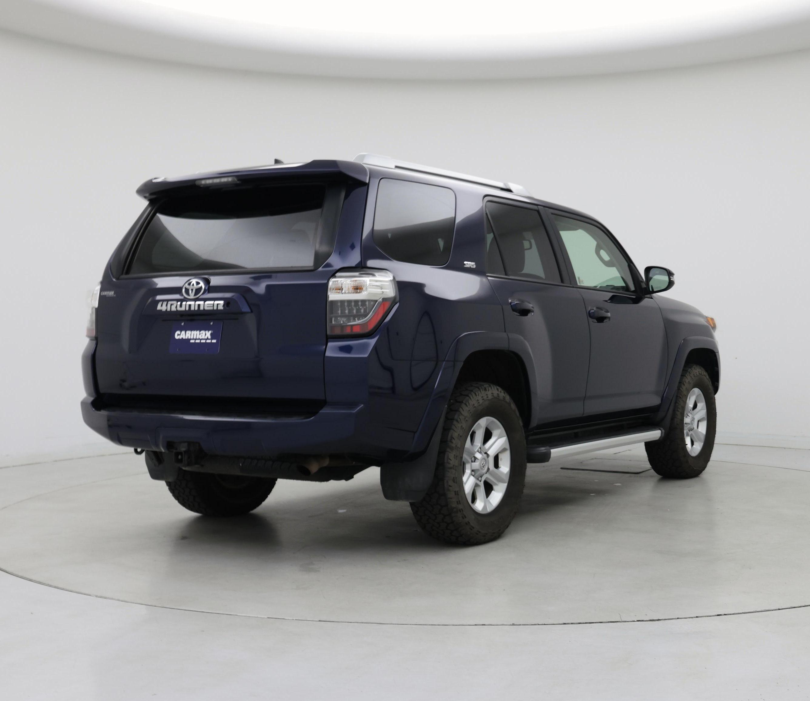 Thumbnail: 2018 Toyota 4Runner - 8